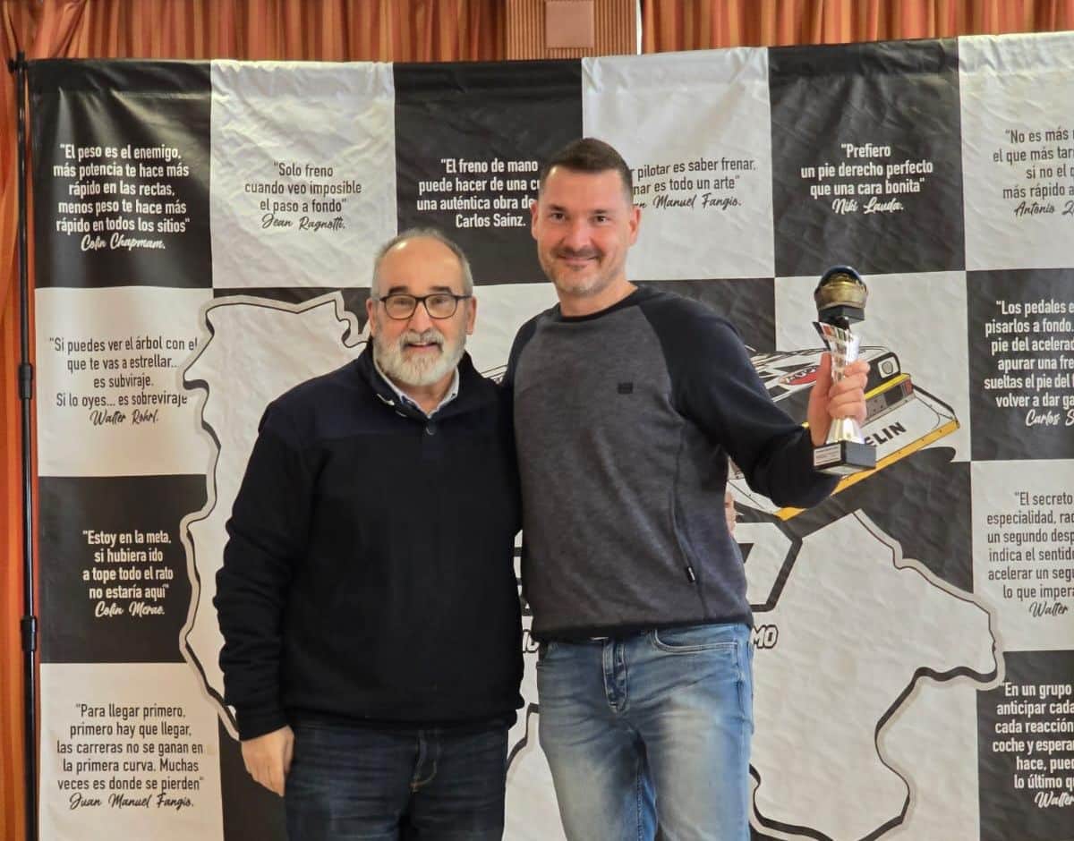 Adelaida Alútiz, elegida la mejor copiloto de rallyes de tierra en La Rioja 2024 1 Adelaida Alútiz, elegida la mejor copiloto de rallyes de tierra en La Rioja 2024 1