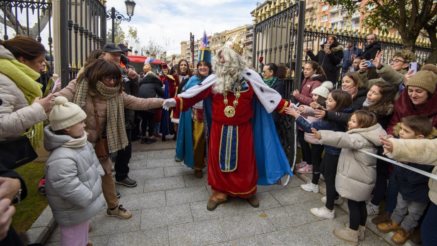 Recepción a los Reyes Magos: Capellán espera que este 2025 sea clave para la mejora del ecosistema sanitario de La Rioja 2 Recepción a los Reyes Magos: Capellán espera que este 2025 sea clave para la mejora del ecosistema sanitario de La Rioja 2