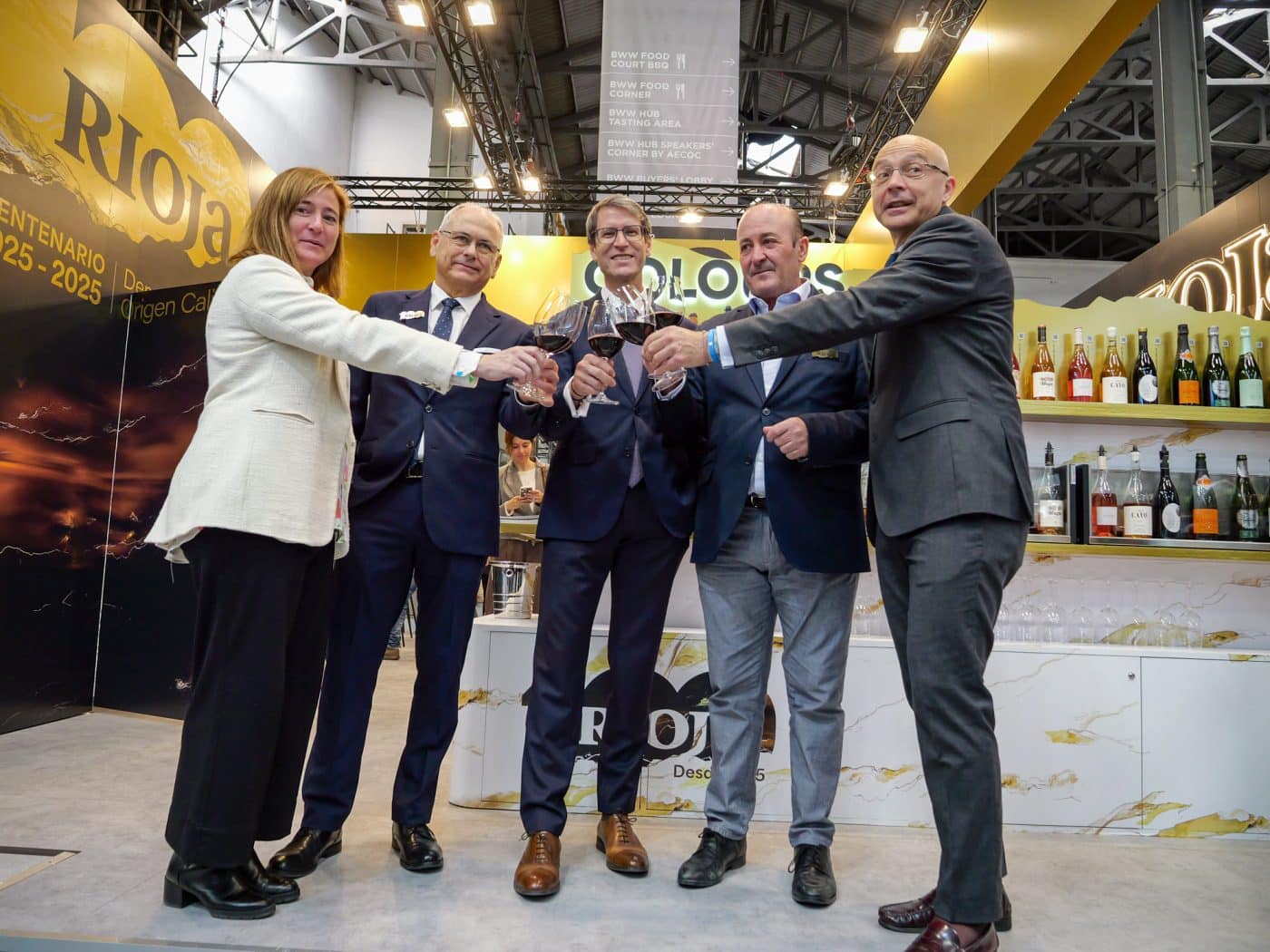 Capellán ensalza la "calidad, diversidad y potencial" de los vinos de La Rioja en la Barcelona Wine Week 2 Capellán ensalza la "calidad, diversidad y potencial" de los vinos de La Rioja en la Barcelona Wine Week 2