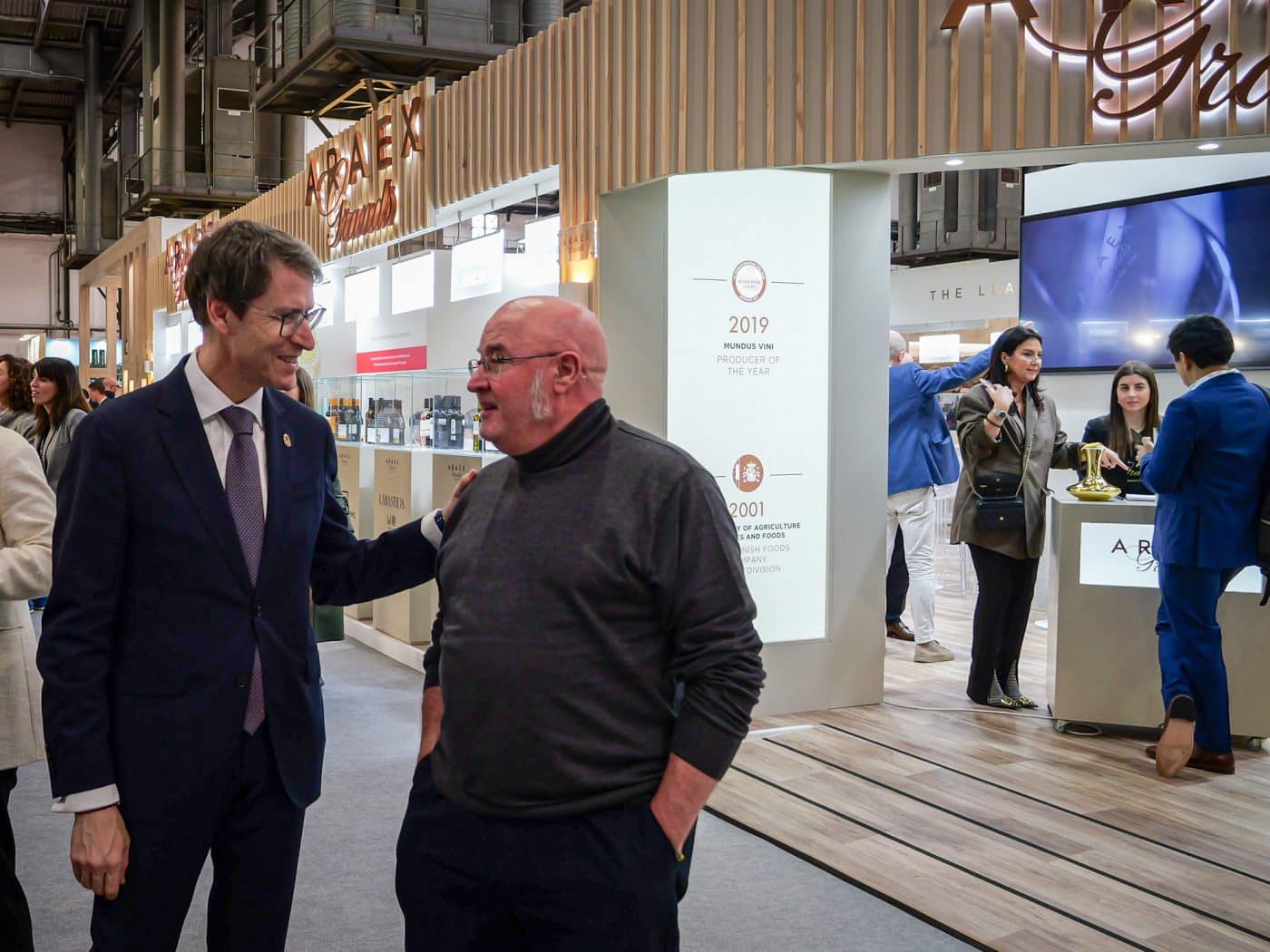 Capellán ensalza la "calidad, diversidad y potencial" de los vinos de La Rioja en la Barcelona Wine Week 11 Capellán ensalza la "calidad, diversidad y potencial" de los vinos de La Rioja en la Barcelona Wine Week 11