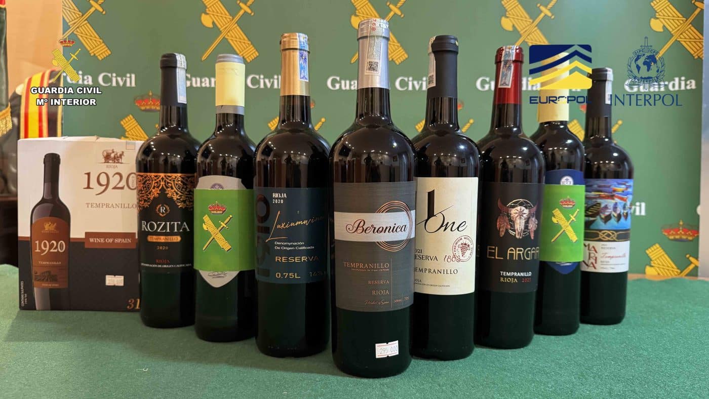 La Guardia Civil desmantela una red internacional dedicada a la falsificación de vinos de Rioja 3 La Guardia Civil desmantela una red internacional dedicada a la falsificación de vinos de Rioja 3