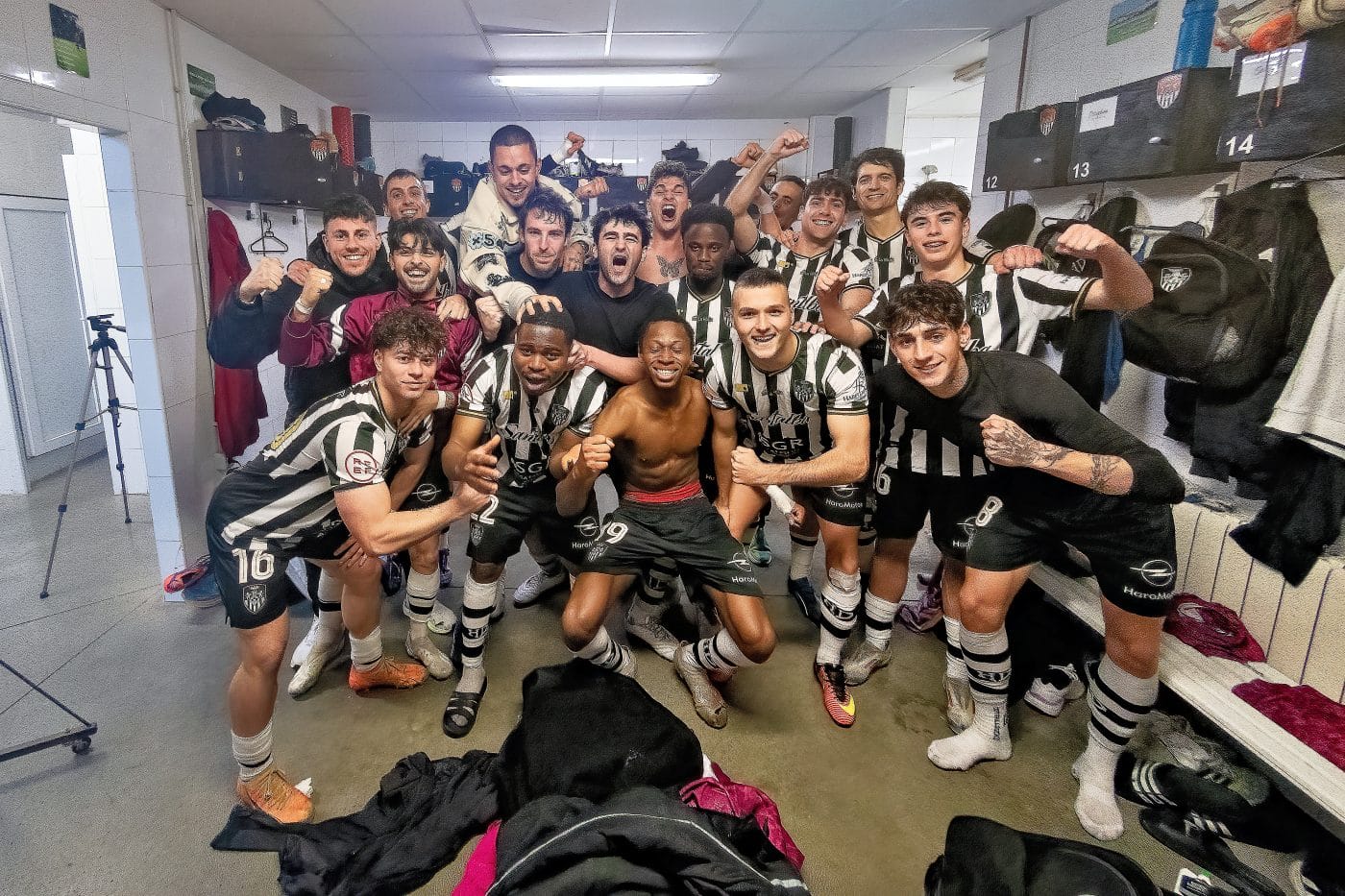 El Haro se reencuentra con la calma y la victoria ante el Autol 1