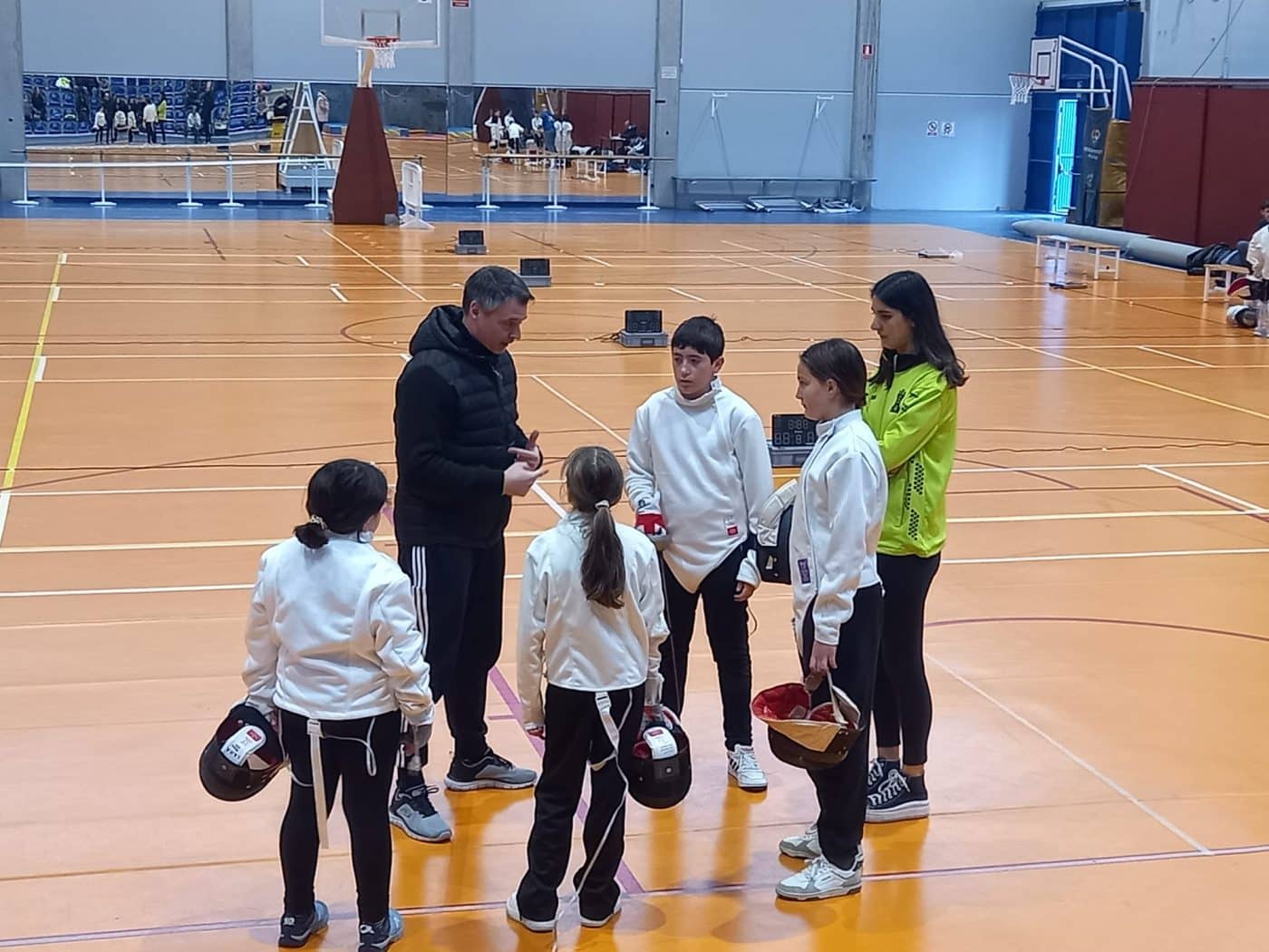 Gran actuación de la Sala de Armas de Haro en la tercera jornada de Juegos Deportivos de Esgrima 5 Gran actuación de la Sala de Armas de Haro en la tercera jornada de Juegos Deportivos de Esgrima 5