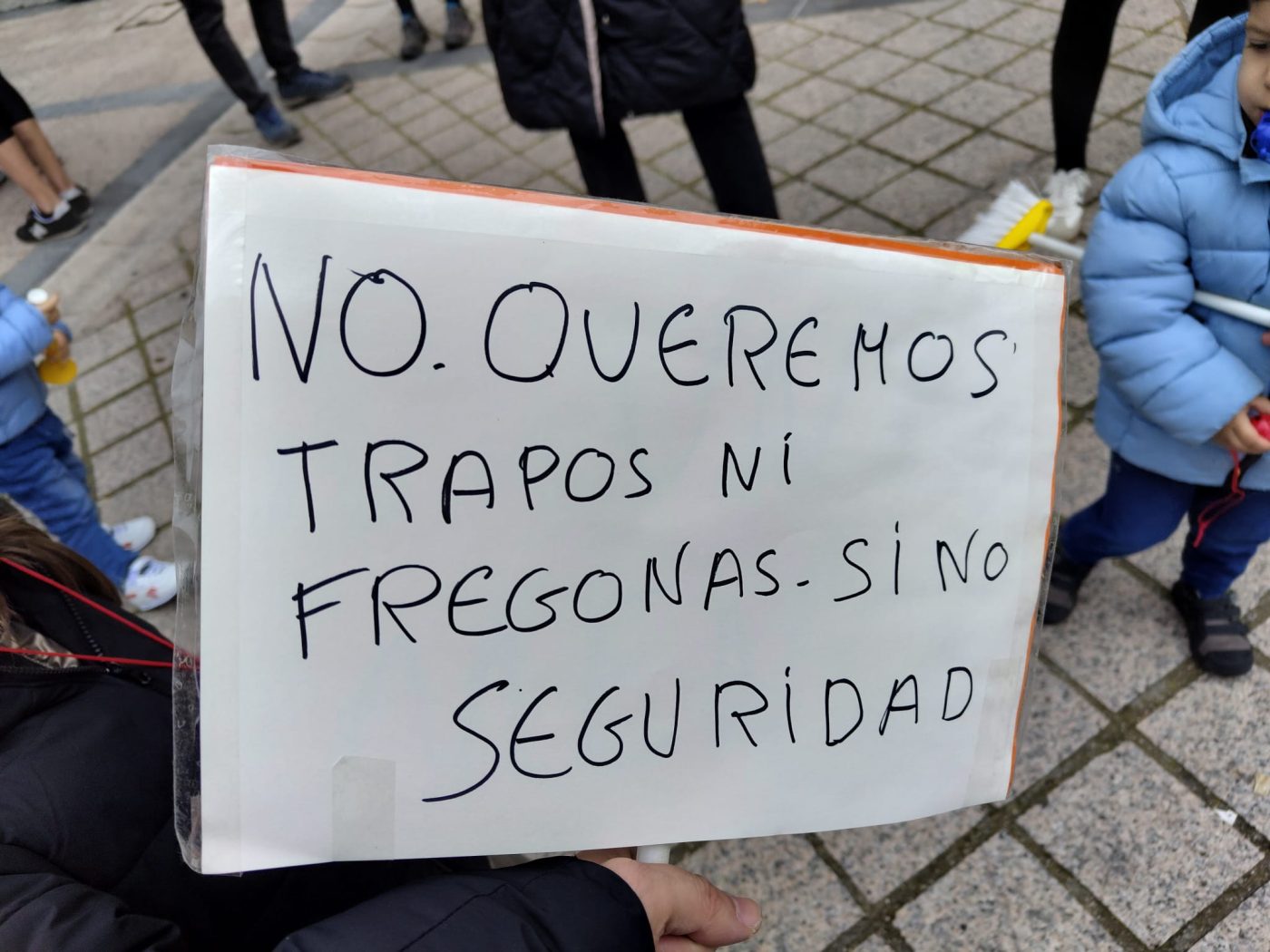 Manifestación en Haro por "una guardería digna" 5 Manifestación en Haro por "una guardería digna" 5