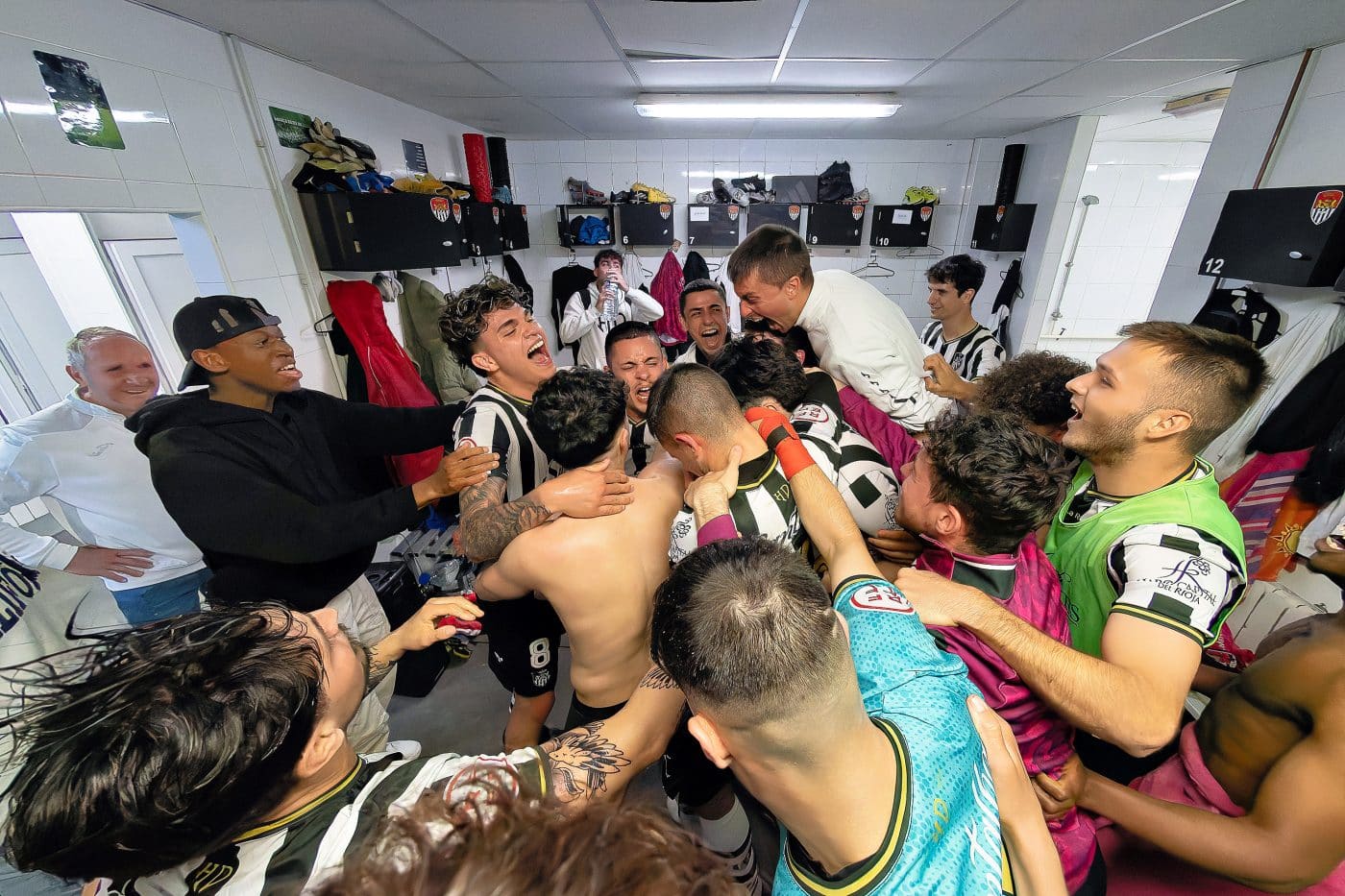 El Haro gana al segundo clasificado con dos goles de videojuego 8 El Haro gana al segundo clasificado con dos goles de videojuego 8