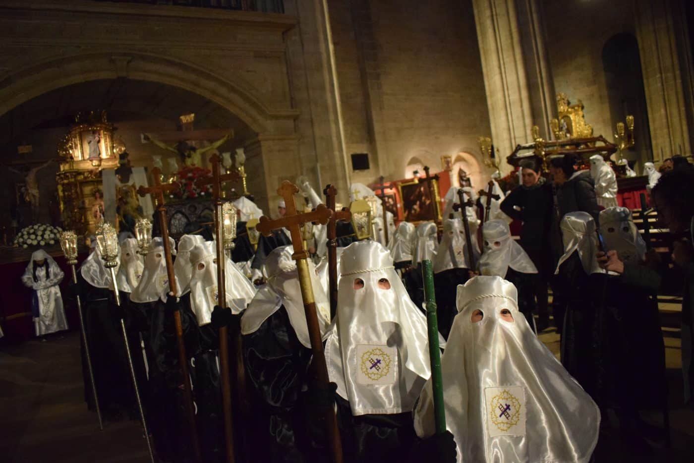 FOTOS: Haro despide el Viernes Santo bajo la lluvia y con los aplausos del público 46 FOTOS: Haro despide el Viernes Santo bajo la lluvia y con los aplausos del público 46