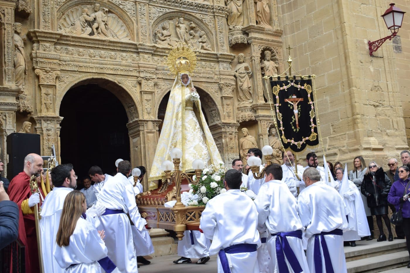 FOTOS: Haro despide la Semana Santa con el acto del Resucitado en la plaza de Santo Tomás 9