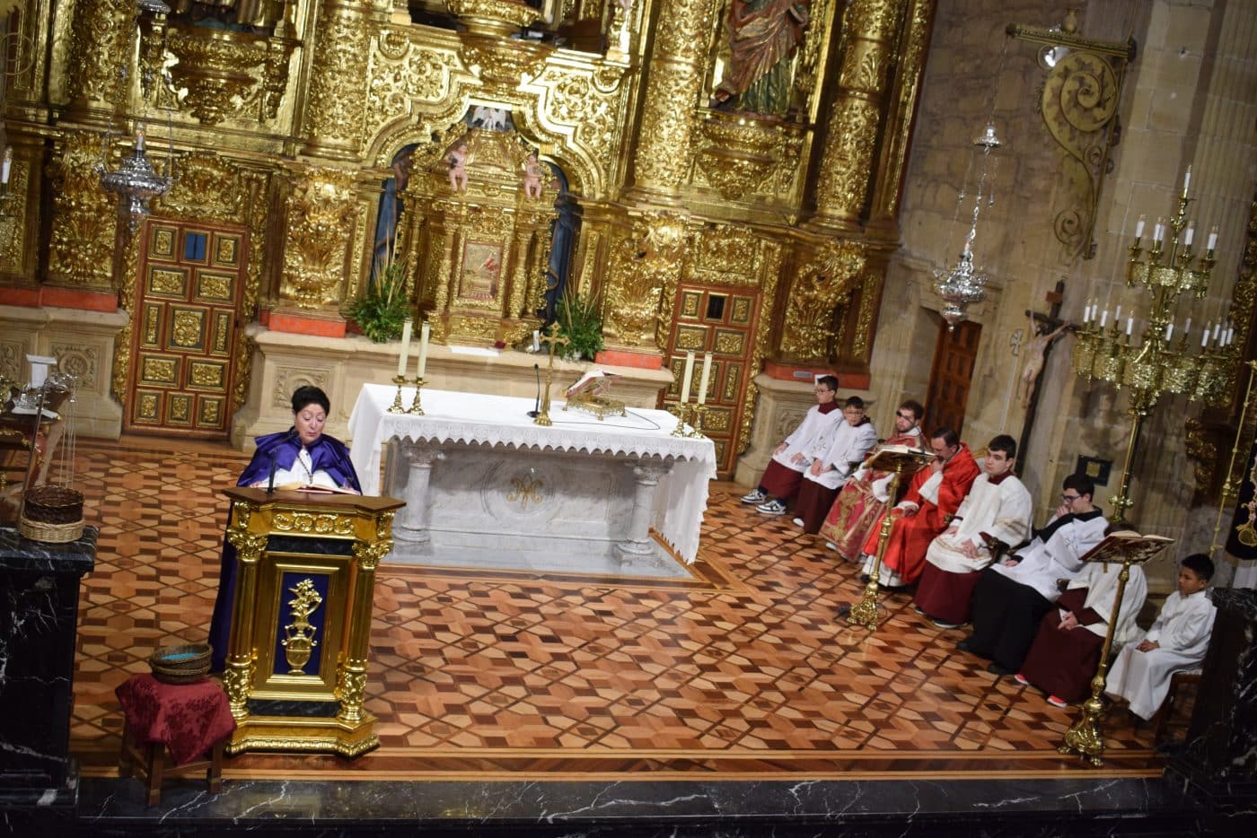 FOTOS: La lluvia modifica los planes del Domingo de Ramos en Haro 12