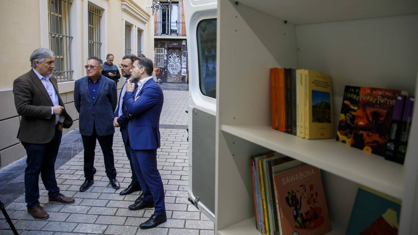 La Rioja arranca la 'Biblioteca Nómada', una furgoneta para acercar la lectura al mundo rural 4