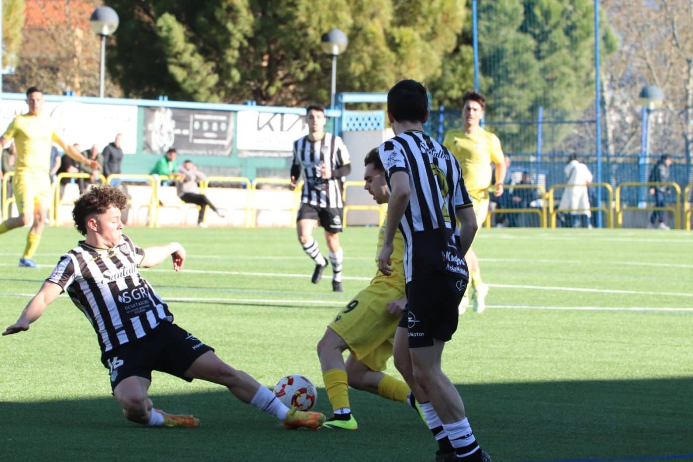 Un Haro de menos a más se queda sin sumar en casa del Yagüe 2 Un Haro de menos a más se queda sin sumar en casa del Yagüe 2