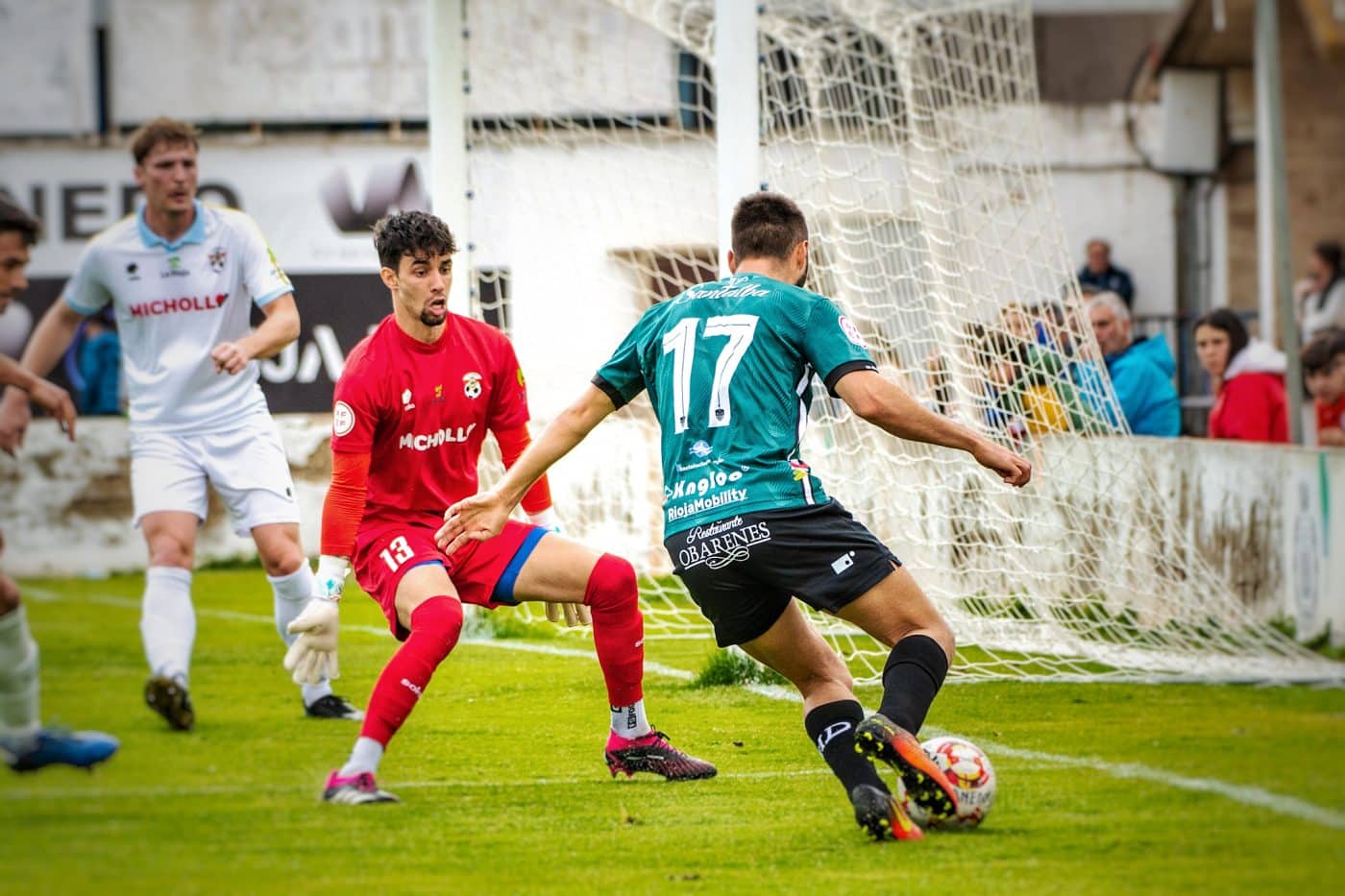 El Haro roza la épica con una gran remontada ante el Arnedo 1