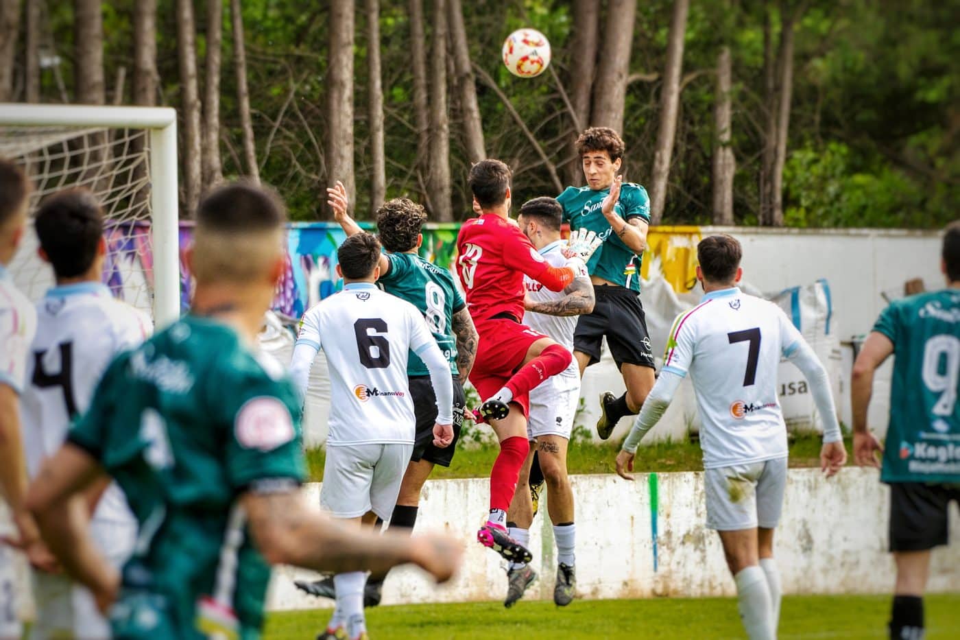 El Haro roza la épica con una gran remontada ante el Arnedo 8