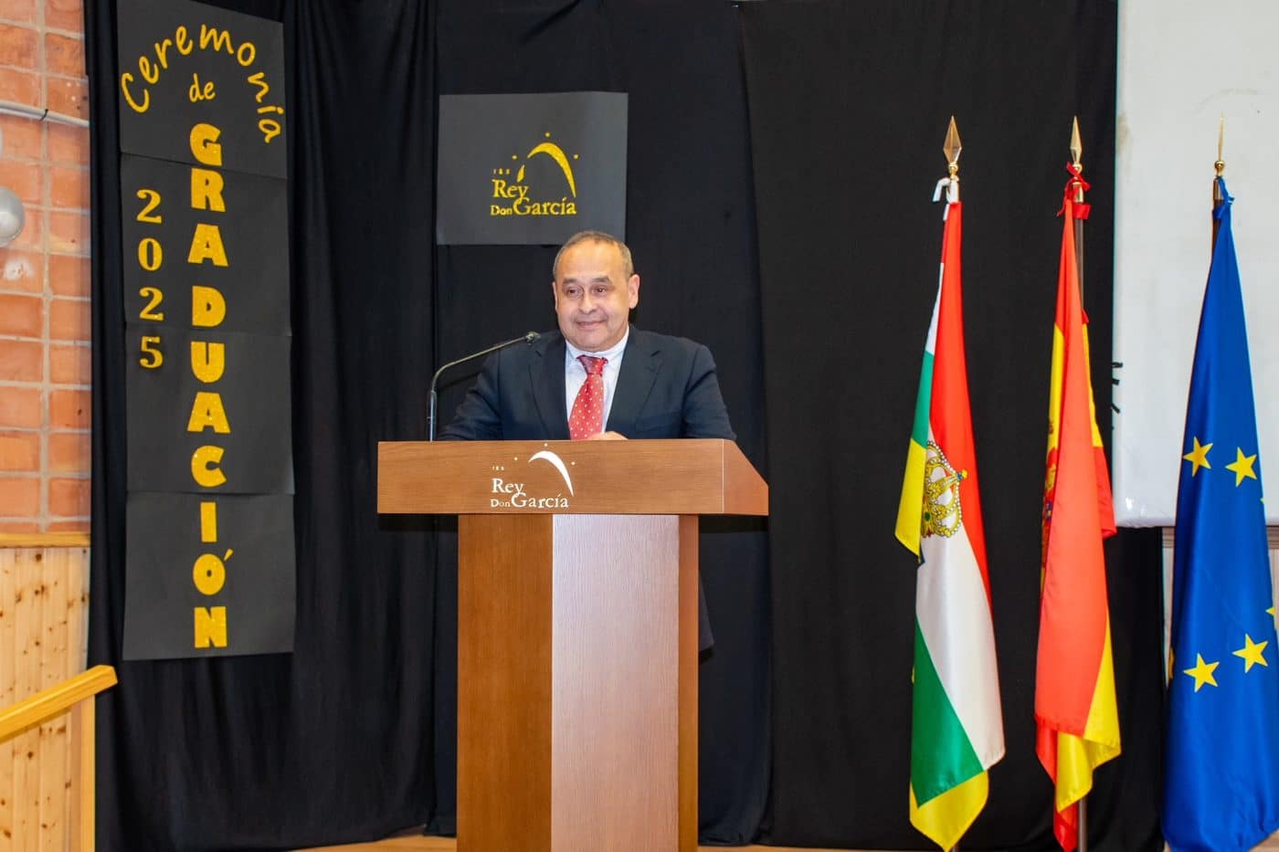 Emotiva entrega de orlas al alumnado en el IES Rey Don García de Nájera 2