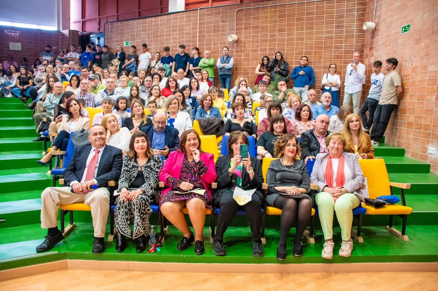 Emotiva entrega de orlas al alumnado en el IES Rey Don García de Nájera 4