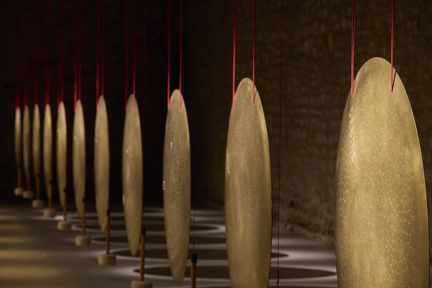 CVNE acoge la obra 'A lo largo del día', del escultor Jaume Plensa 7