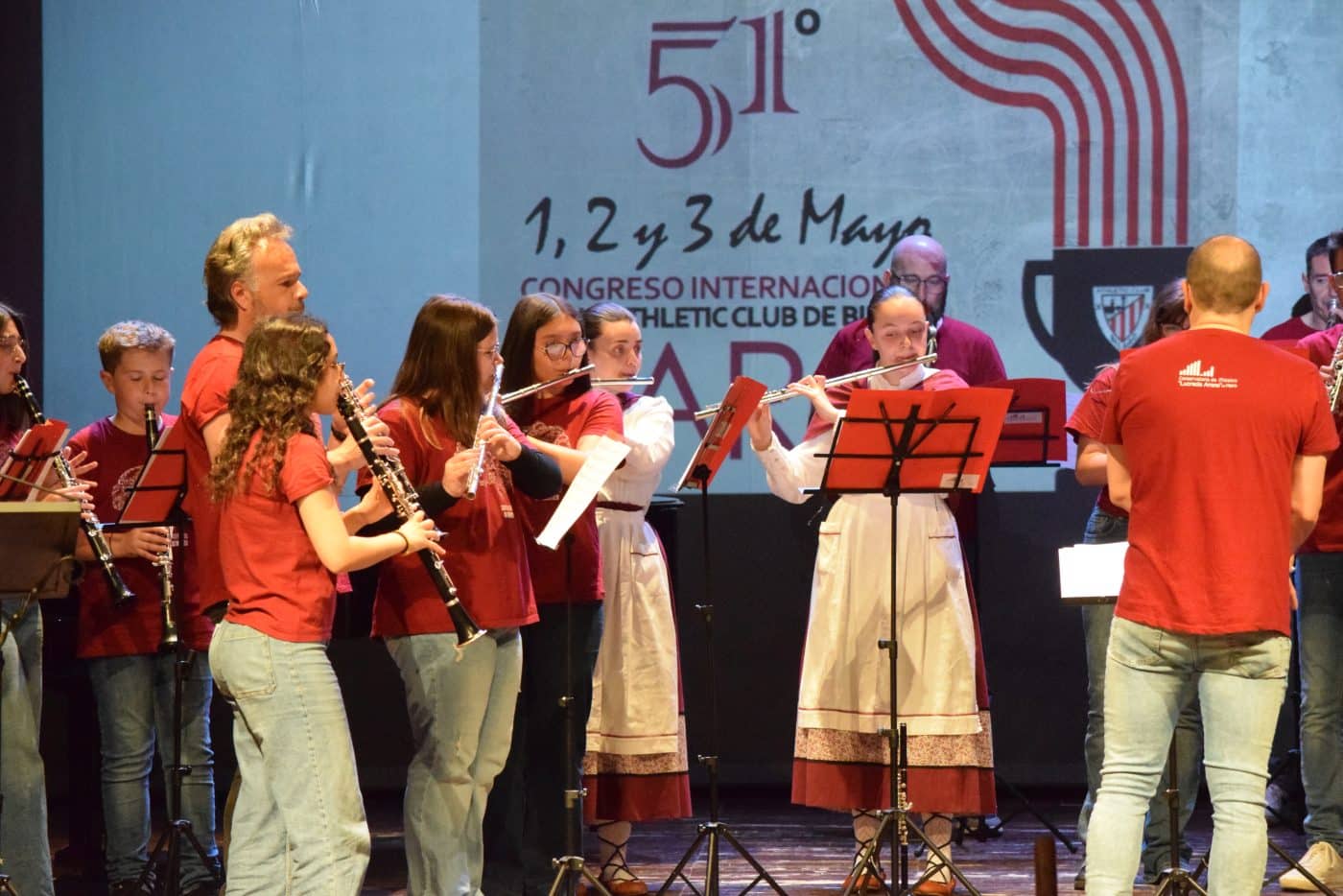 FOTOS: Haro inaugura el 51 Congreso Internacional de Peñas del Athletic Club 16 FOTOS: Haro inaugura el 51 Congreso Internacional de Peñas del Athletic Club 16