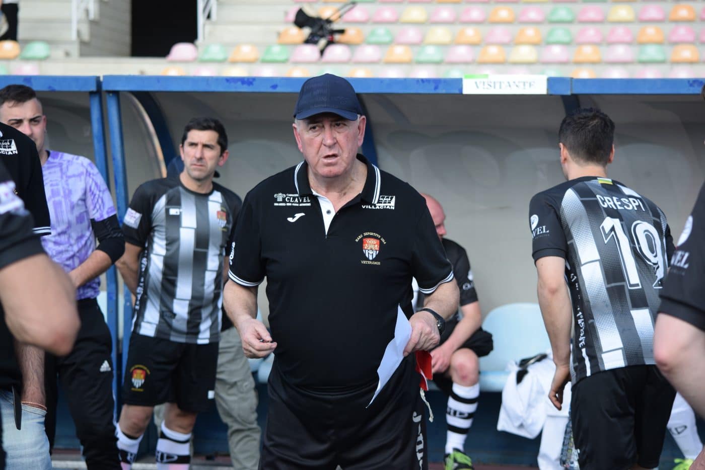 FOTOS: Los Veteranos del Haro y Athletic juegan por los damnificados por la DANA 39 FOTOS: Los Veteranos del Haro y Athletic juegan por los damnificados por la DANA 39