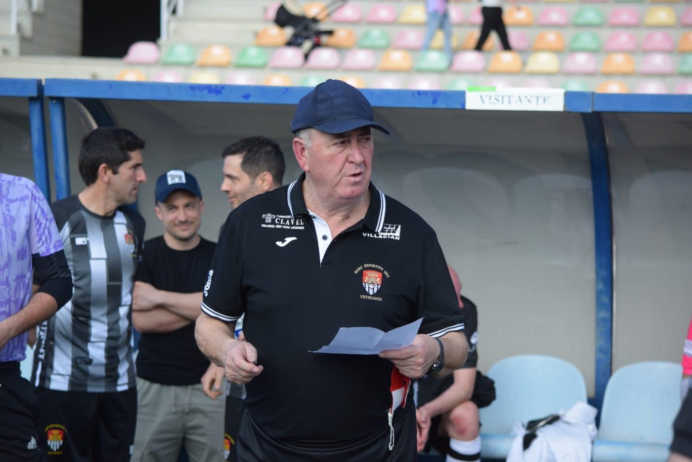 FOTOS: Los Veteranos del Haro y Athletic juegan por los damnificados por la DANA 28 FOTOS: Los Veteranos del Haro y Athletic juegan por los damnificados por la DANA 28