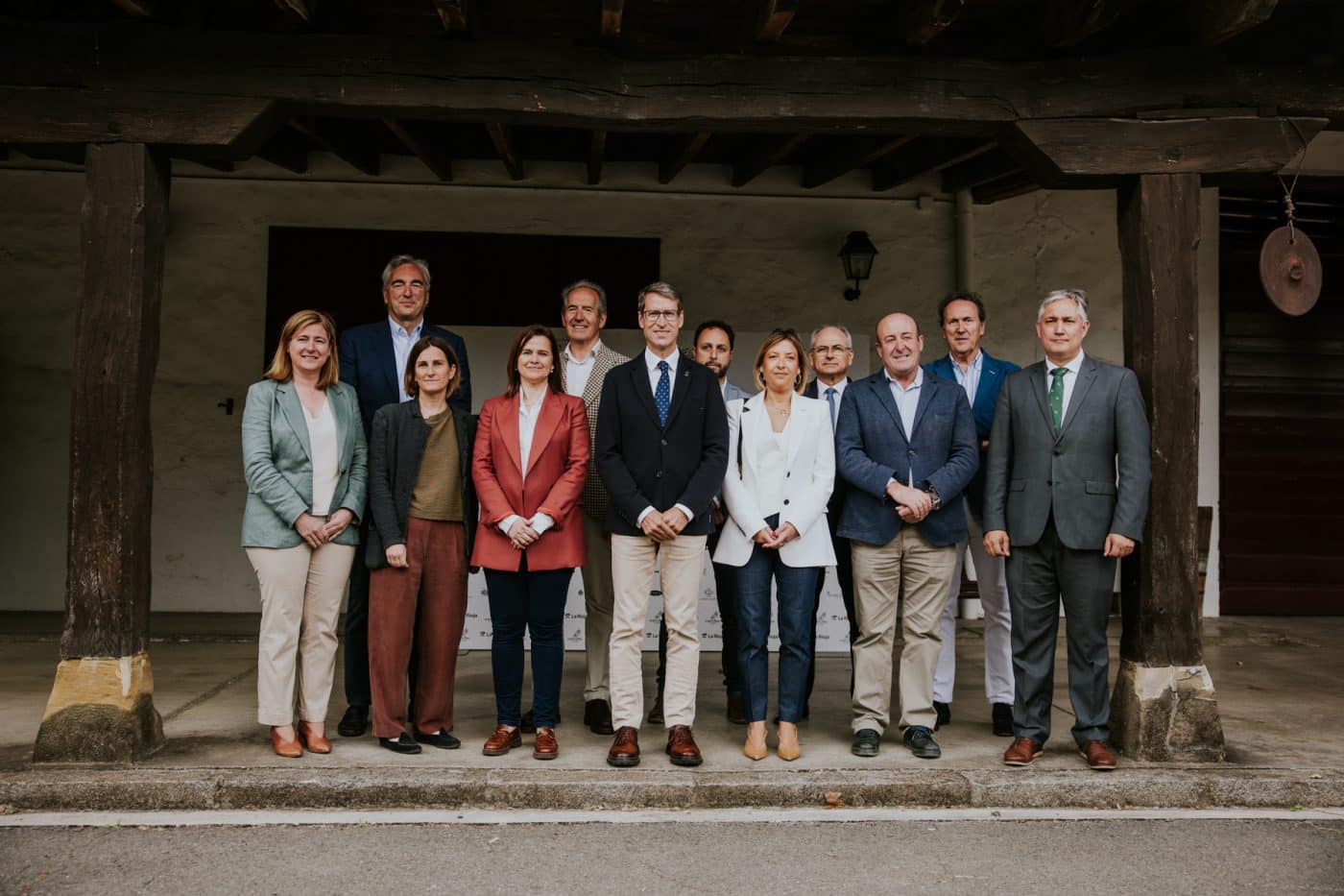 Haro y Borgoña brindan por la excelencia en el III Encuentro Internacional del Barrio de la Estación 5 Haro y Borgoña brindan por la excelencia en el III Encuentro Internacional del Barrio de la Estación 5