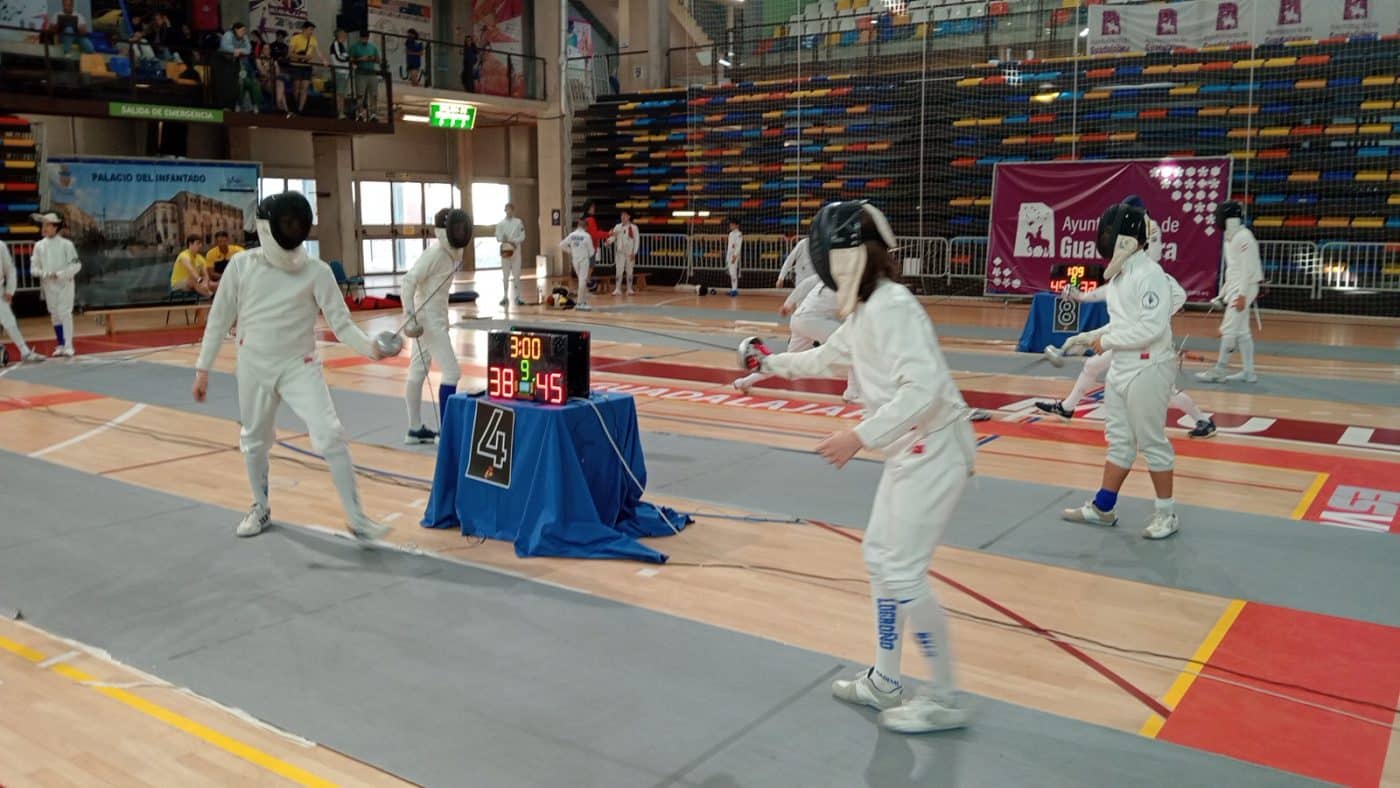Tres jóvenes promesas de la Sala de Armas de Haro compiten a buen nivel en el Campeonato de España de Esgrima en Guadalajara 1