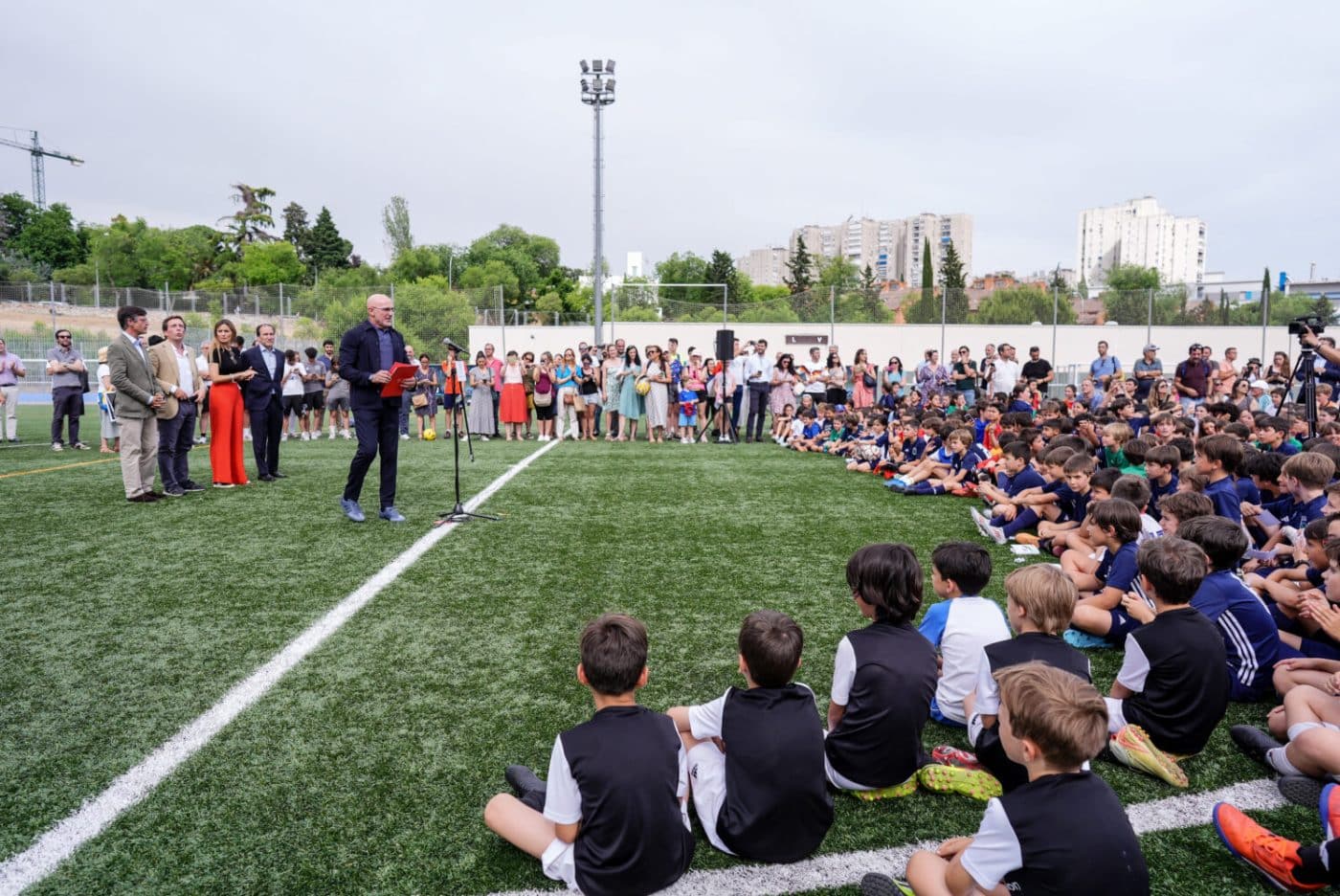 El jarrero Luis de la Fuente da nombre a un centro deportivo en Fuencarral-El Pardo 1