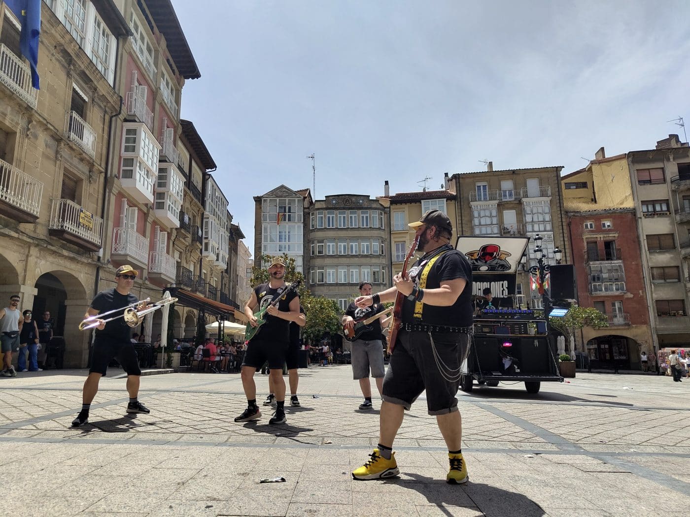 Calor, vino y ganas de jarana: Haro ya está en modo fiesta 28 Calor, vino y ganas de jarana: Haro ya está en modo fiesta 28