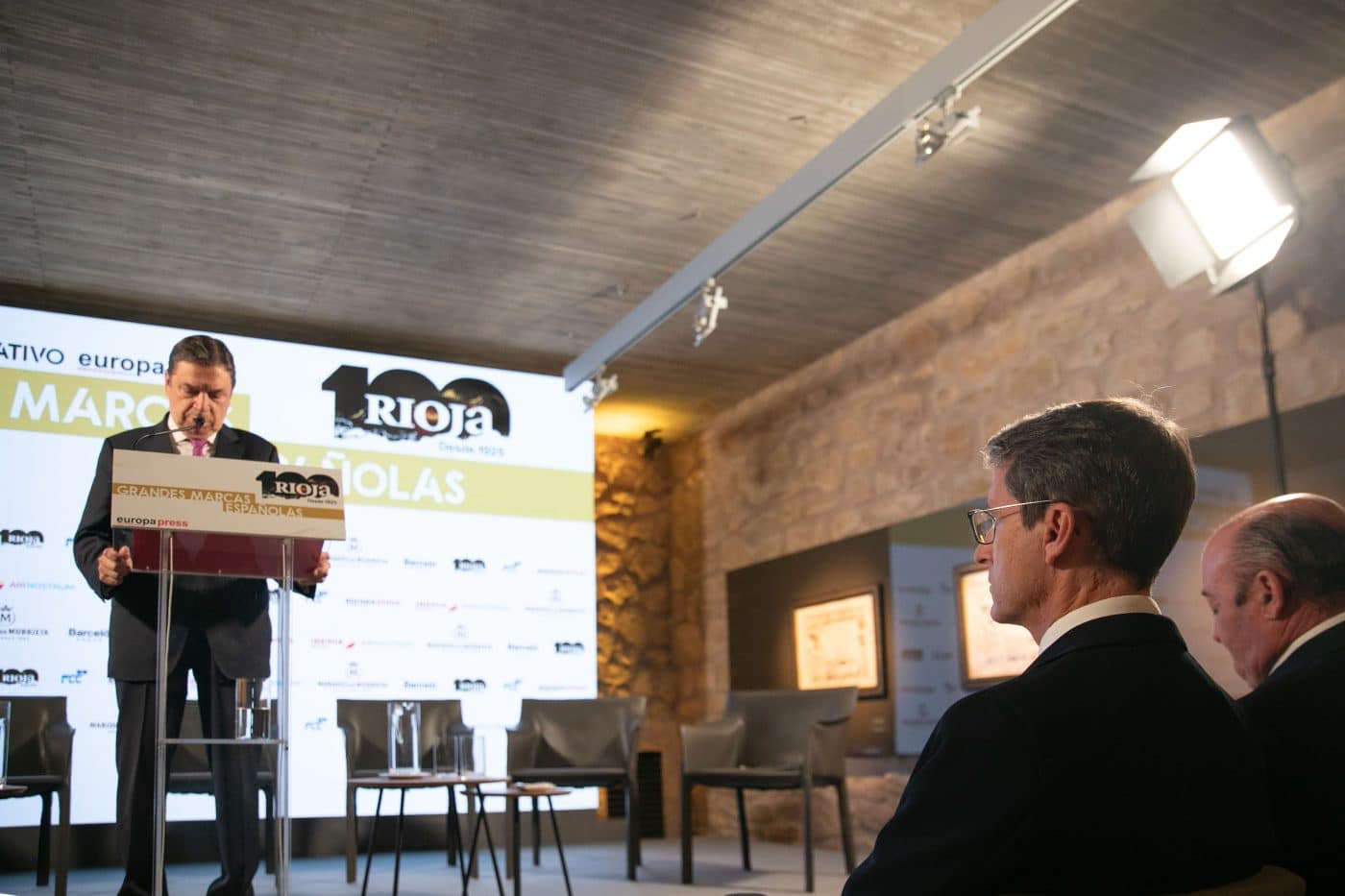 Capellán: "Los cien años de la DOCa Rioja deben servir como un espejo donde mirarnos para aprender" 2