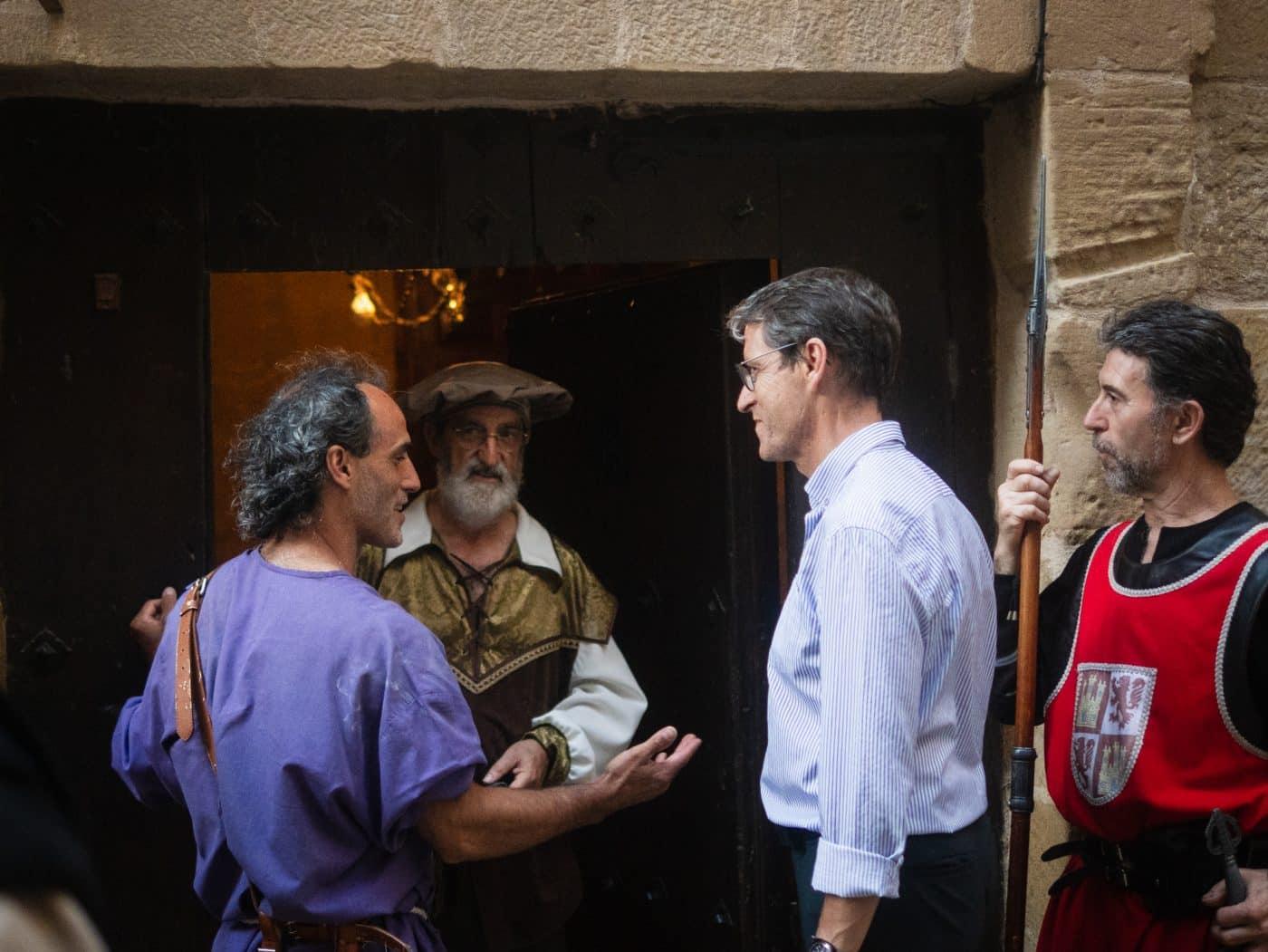 Capellán participa en el cierre de portales de las Jornadas Medievales de Briones 7
