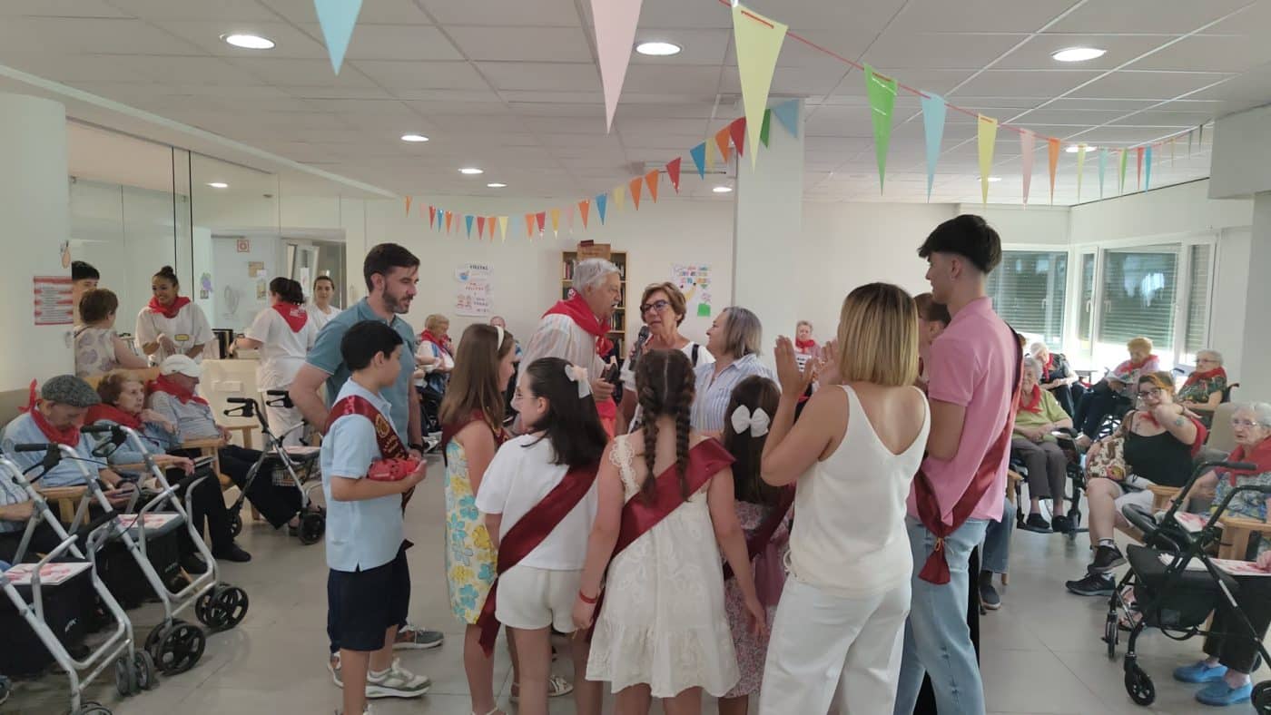 El Hogar Madre de Dios ya disfruta de las fiestas de junio 14 El Hogar Madre de Dios ya disfruta de las fiestas de junio 14