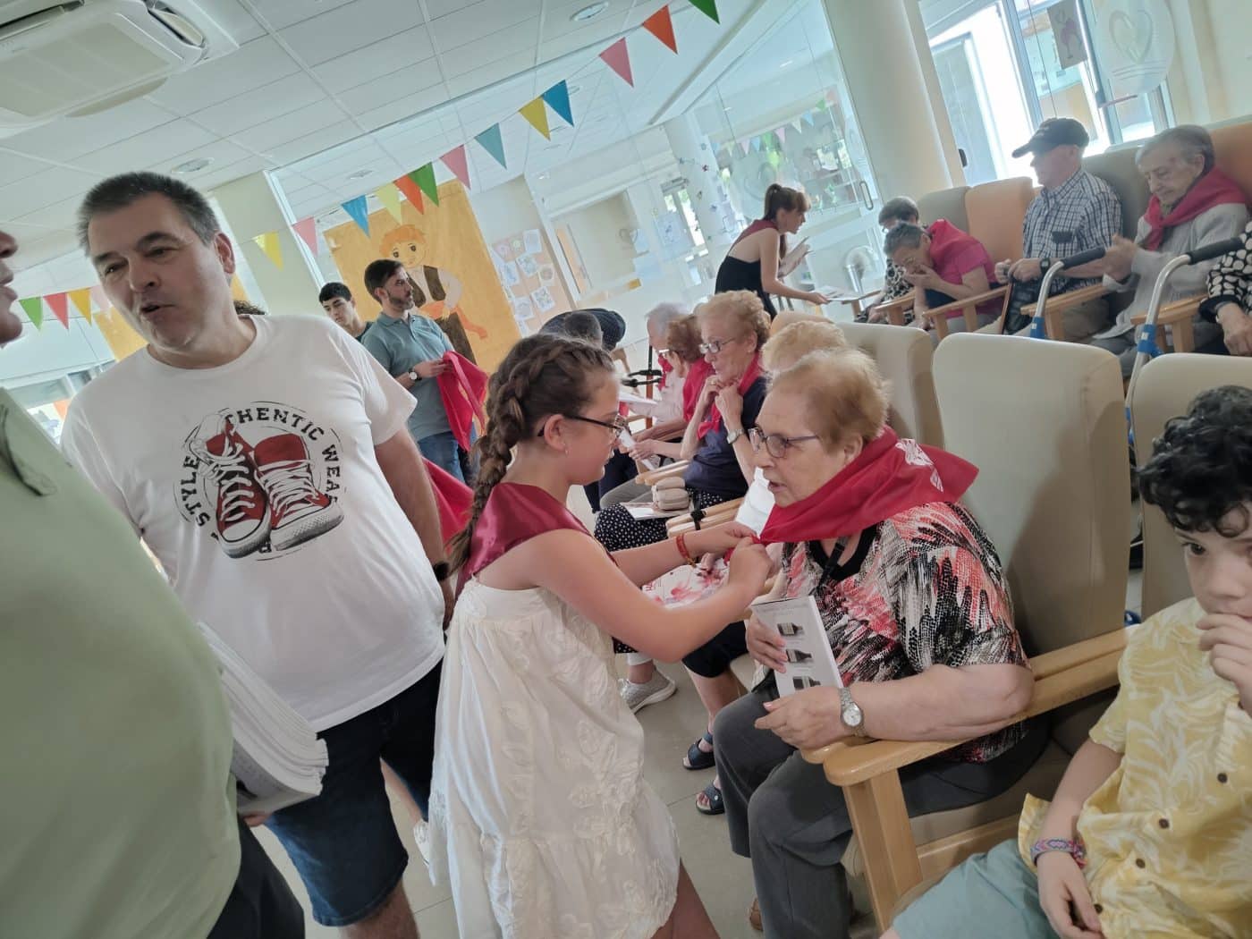 El Hogar Madre de Dios ya disfruta de las fiestas de junio 5 El Hogar Madre de Dios ya disfruta de las fiestas de junio 5