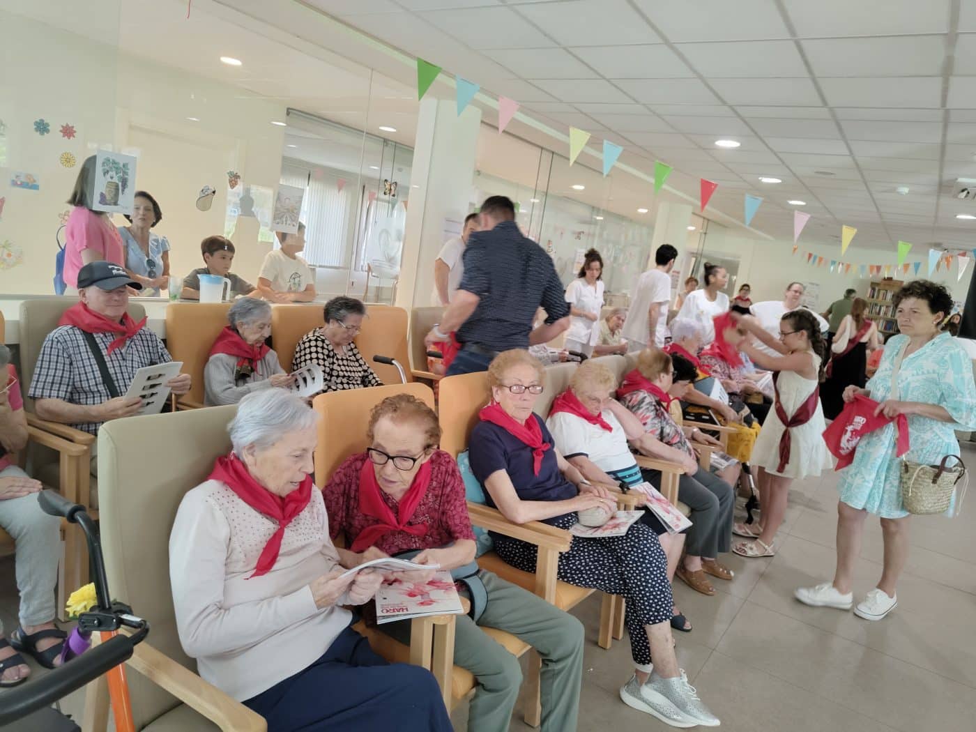 El Hogar Madre de Dios ya disfruta de las fiestas de junio 4 El Hogar Madre de Dios ya disfruta de las fiestas de junio 4