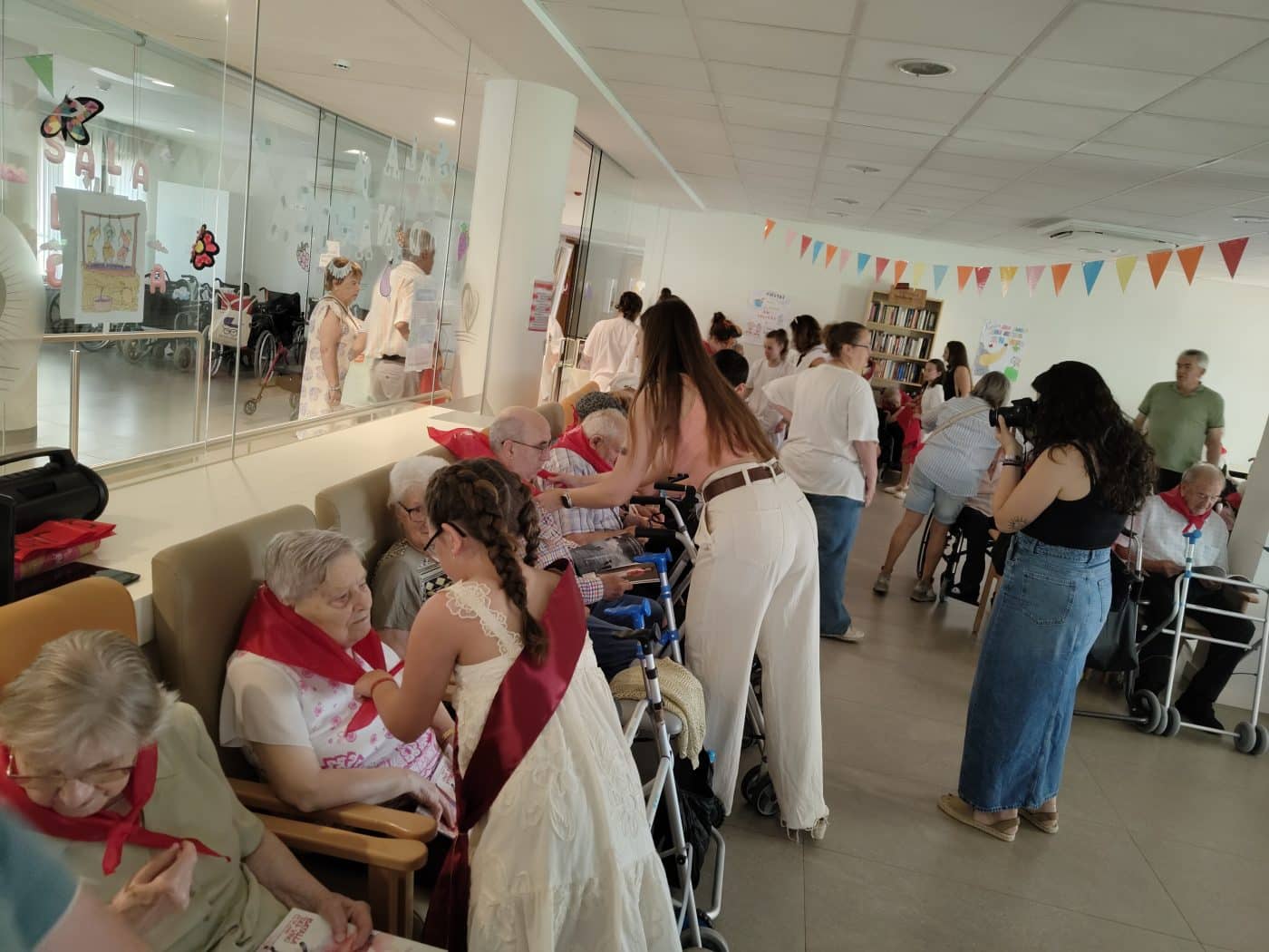 El Hogar Madre de Dios ya disfruta de las fiestas de junio 3 El Hogar Madre de Dios ya disfruta de las fiestas de junio 3