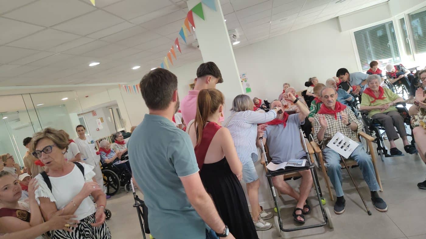 El Hogar Madre de Dios ya disfruta de las fiestas de junio 20 El Hogar Madre de Dios ya disfruta de las fiestas de junio 20