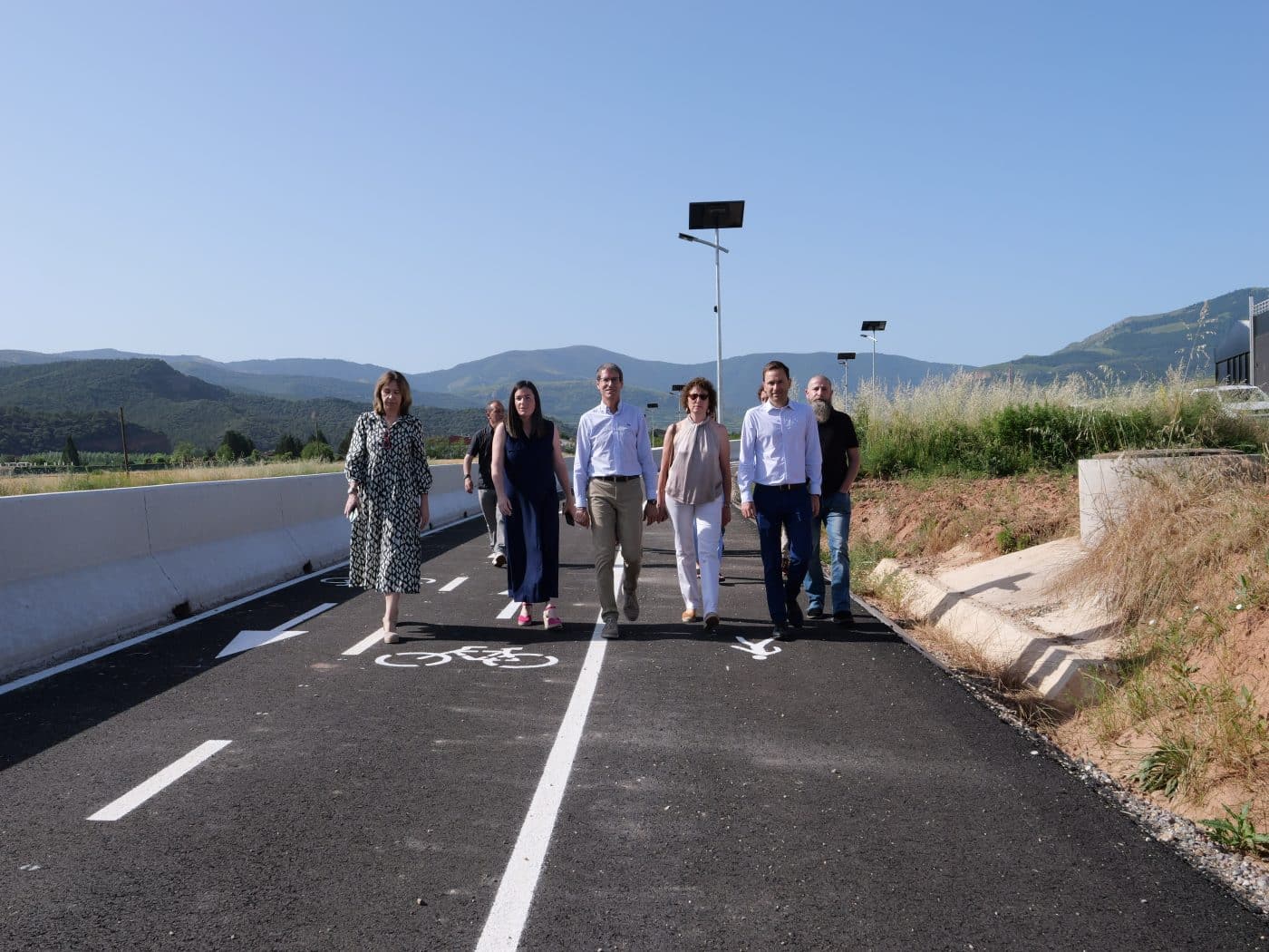 La Rioja avanza en movilidad sostenible con un nuevo carril ciclopeatonal de 730 metros entre Bobadilla y Baños de Río Tobía 1 La Rioja avanza en movilidad sostenible con un nuevo carril ciclopeatonal de 730 metros entre Bobadilla y Baños de Río Tobía 1