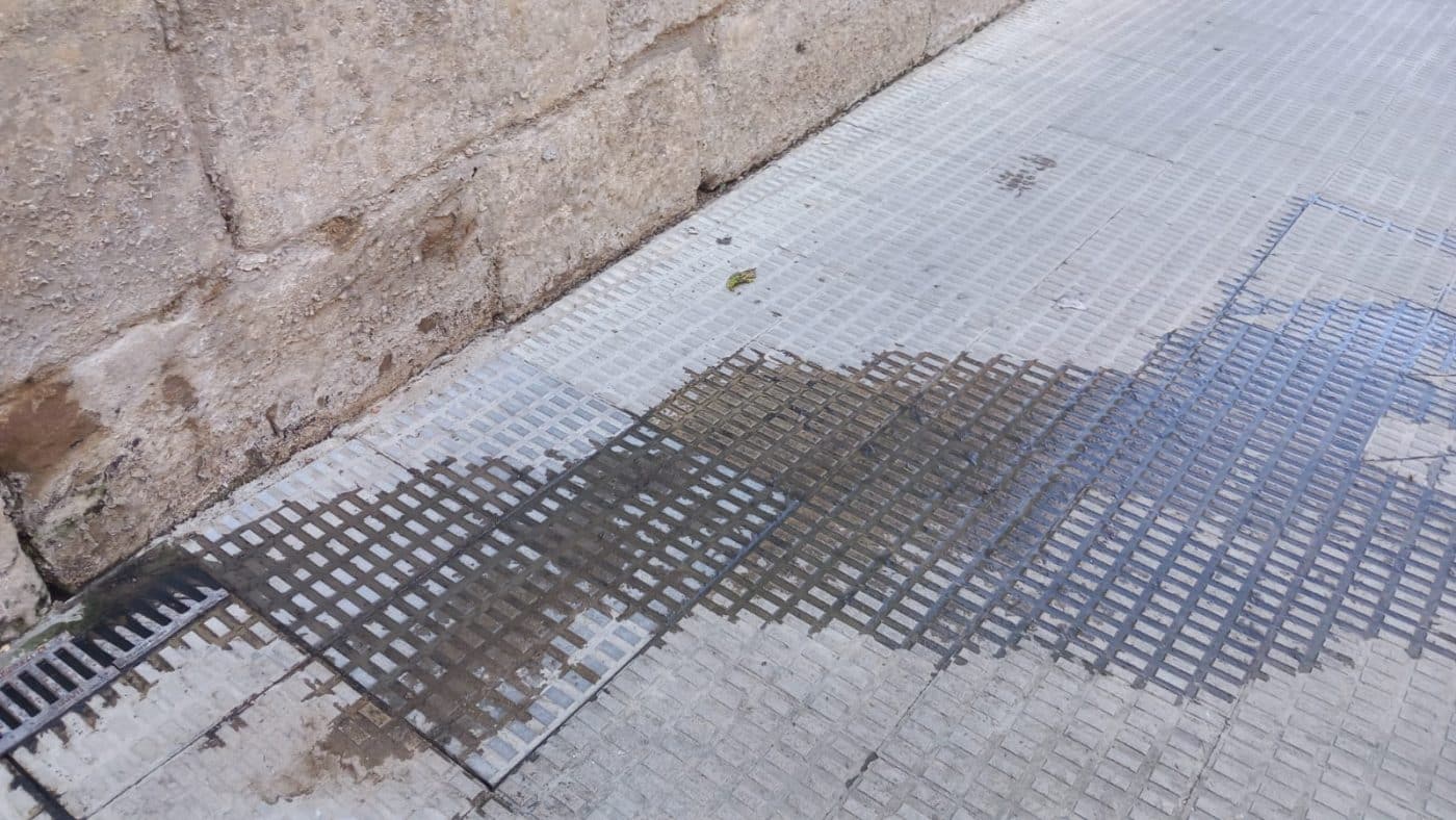 BUZÓN CIUDADANO: Nueva denuncia vecinal por aguas fecales en la calle Santa Lucía de Haro 2