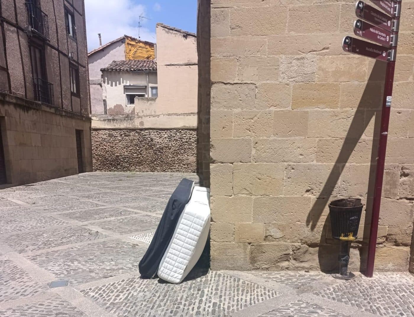 El alcalde de Santo Domingo vuelve a denunciar actos incívicos: "Son actos de boicot perfectamente orquestados" 2 El alcalde de Santo Domingo vuelve a denunciar actos incívicos: "Son actos de boicot perfectamente orquestados" 2