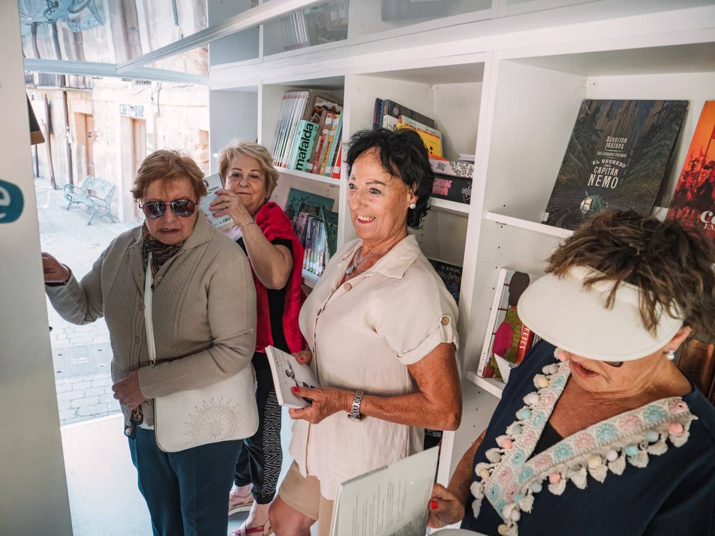 FOTOS: La Biblioteca Nómada llega a San Vicente de la Sonsierra 5 FOTOS: La Biblioteca Nómada llega a San Vicente de la Sonsierra 5