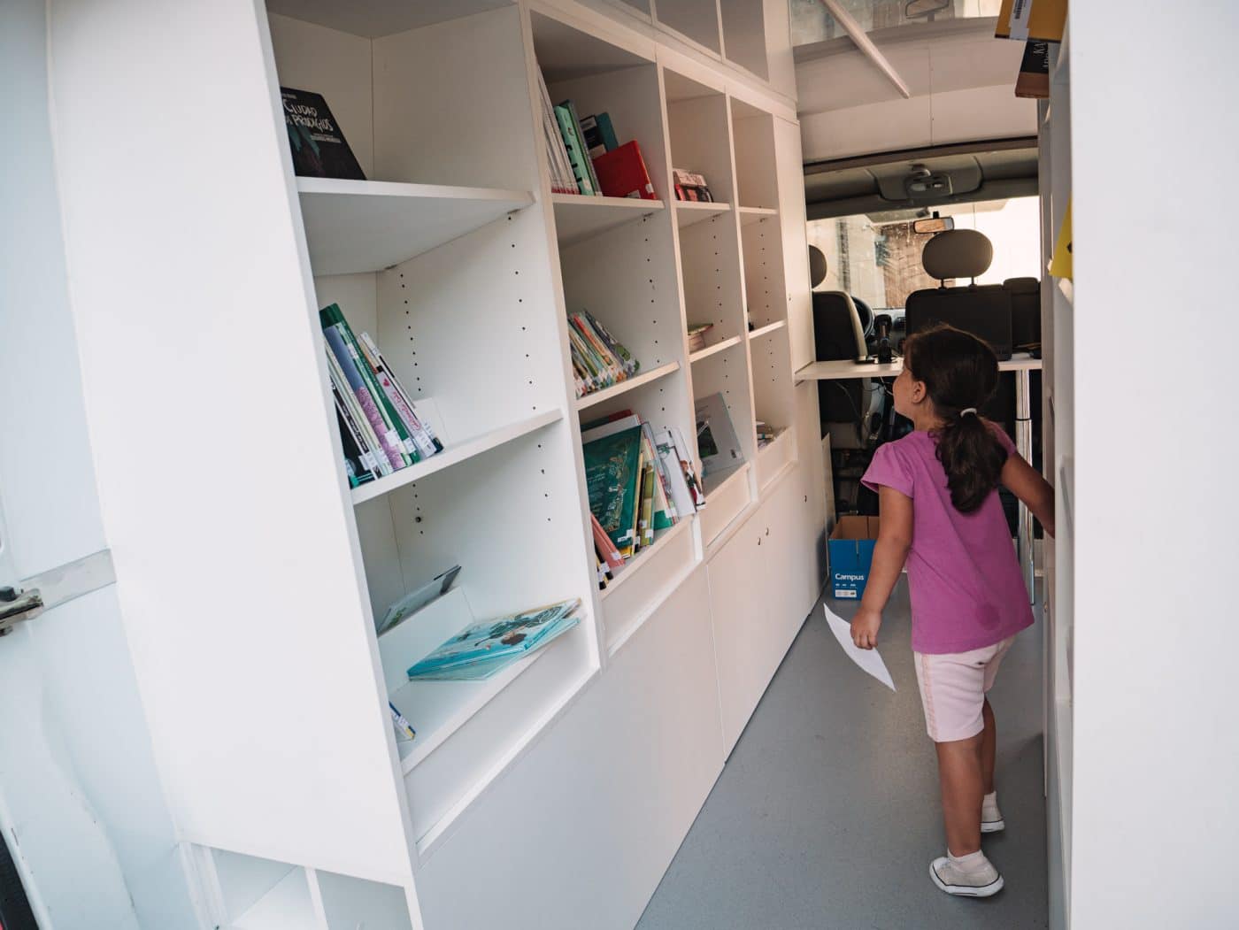 FOTOS: La Biblioteca Nómada llega a San Vicente de la Sonsierra 2 FOTOS: La Biblioteca Nómada llega a San Vicente de la Sonsierra 2
