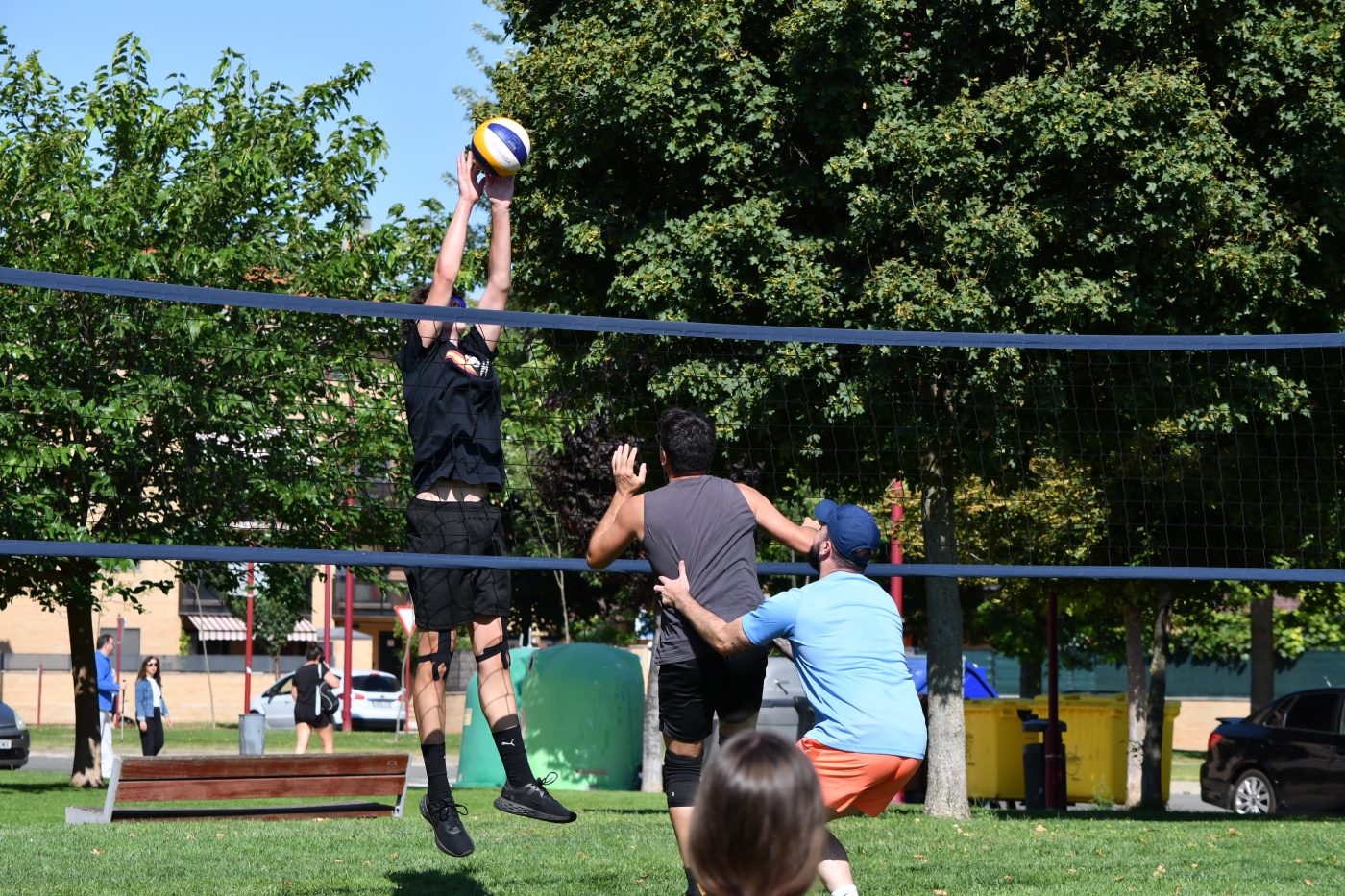 FOTOS: Treinta años de deporte y convivencia en el Torneo Vóley-Calle de Haro 21