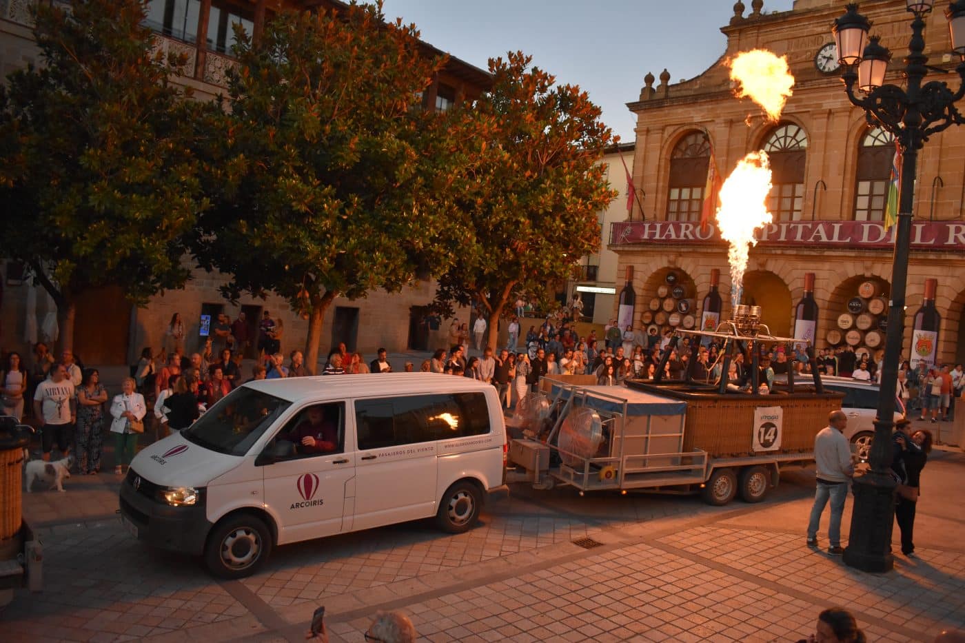 Haro se ilumina con el calor de su Regata de Globos Aerostáticos 12