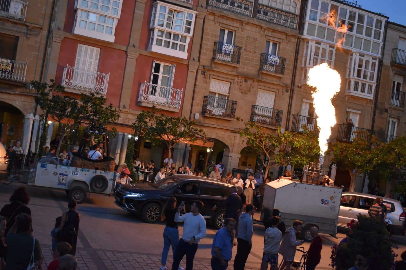 Haro se ilumina con el calor de su Regata de Globos Aerostáticos 9
