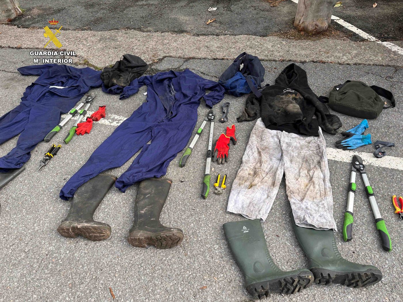 La Guardia Civil detiene a tres personas por el robo de más de dos toneladas de cable de cobre en La Rioja 1 La Guardia Civil detiene a tres personas por el robo de más de dos toneladas de cable de cobre en La Rioja 1