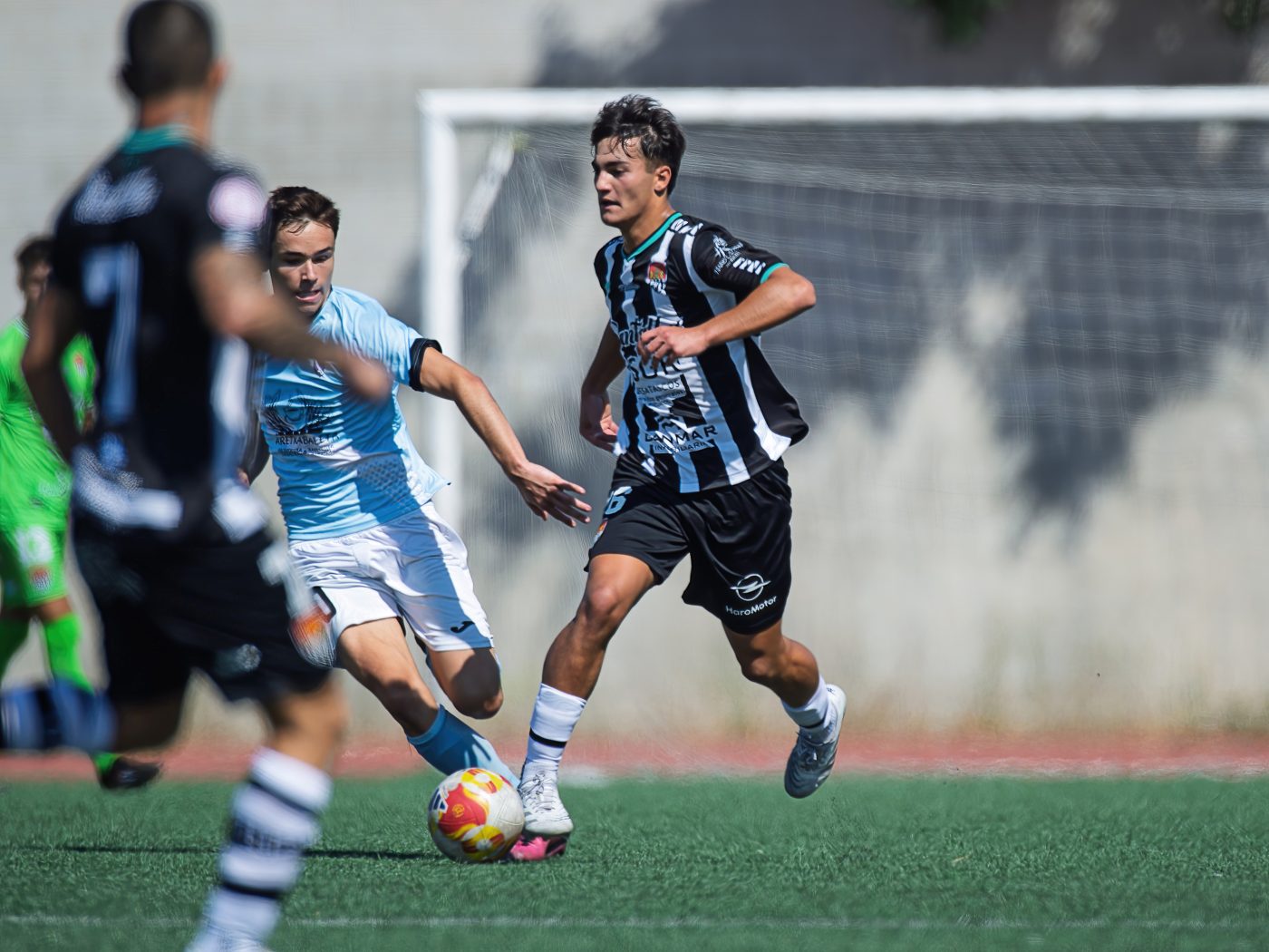 La UD Aretxabaleta vence al Haro en el homenaje a Miguel Ledo 6