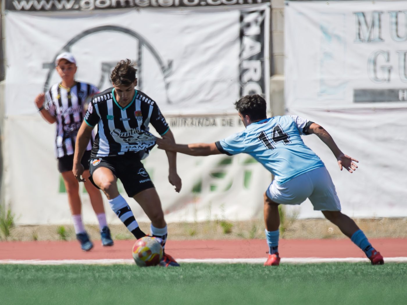 La UD Aretxabaleta vence al Haro en el homenaje a Miguel Ledo 5