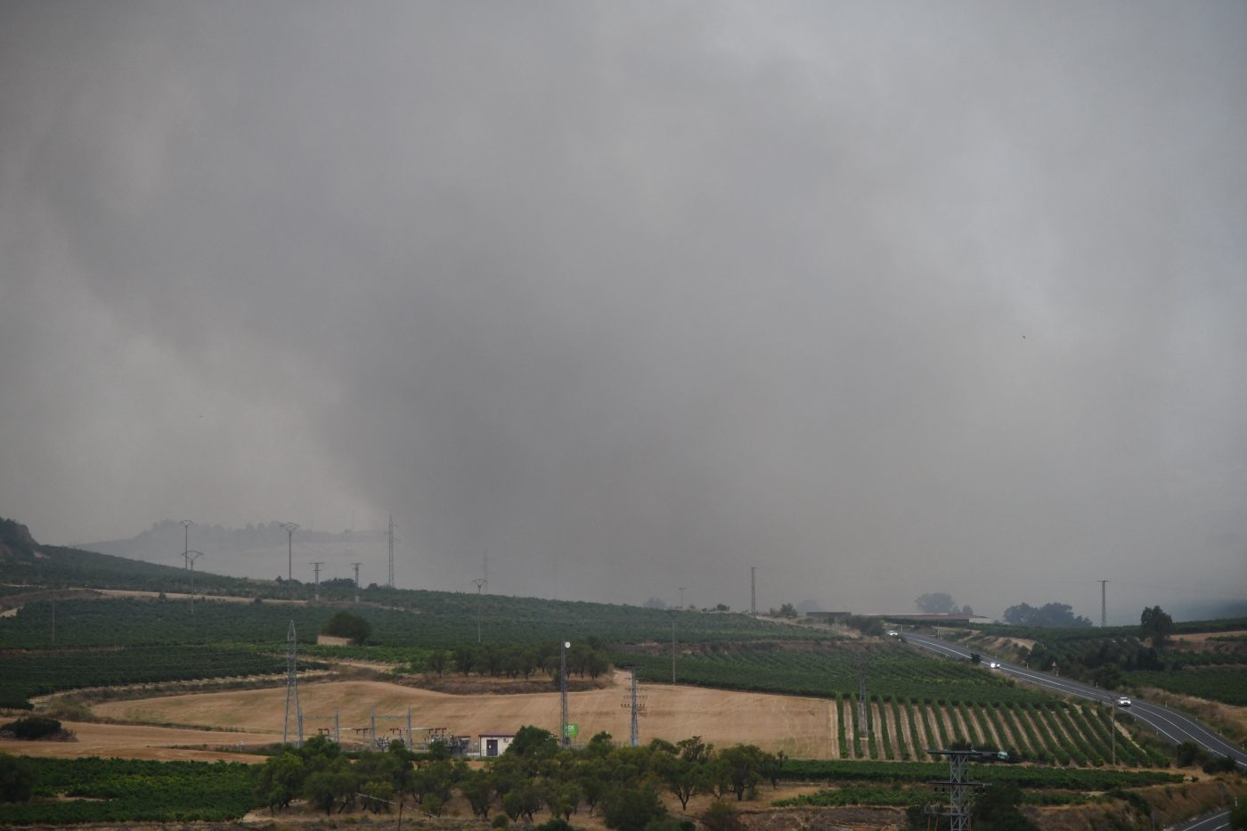 Varios incendios activos en La Rioja: uno en los alrededores de Gimileo 9 Varios incendios activos en La Rioja: uno en los alrededores de Gimileo 9