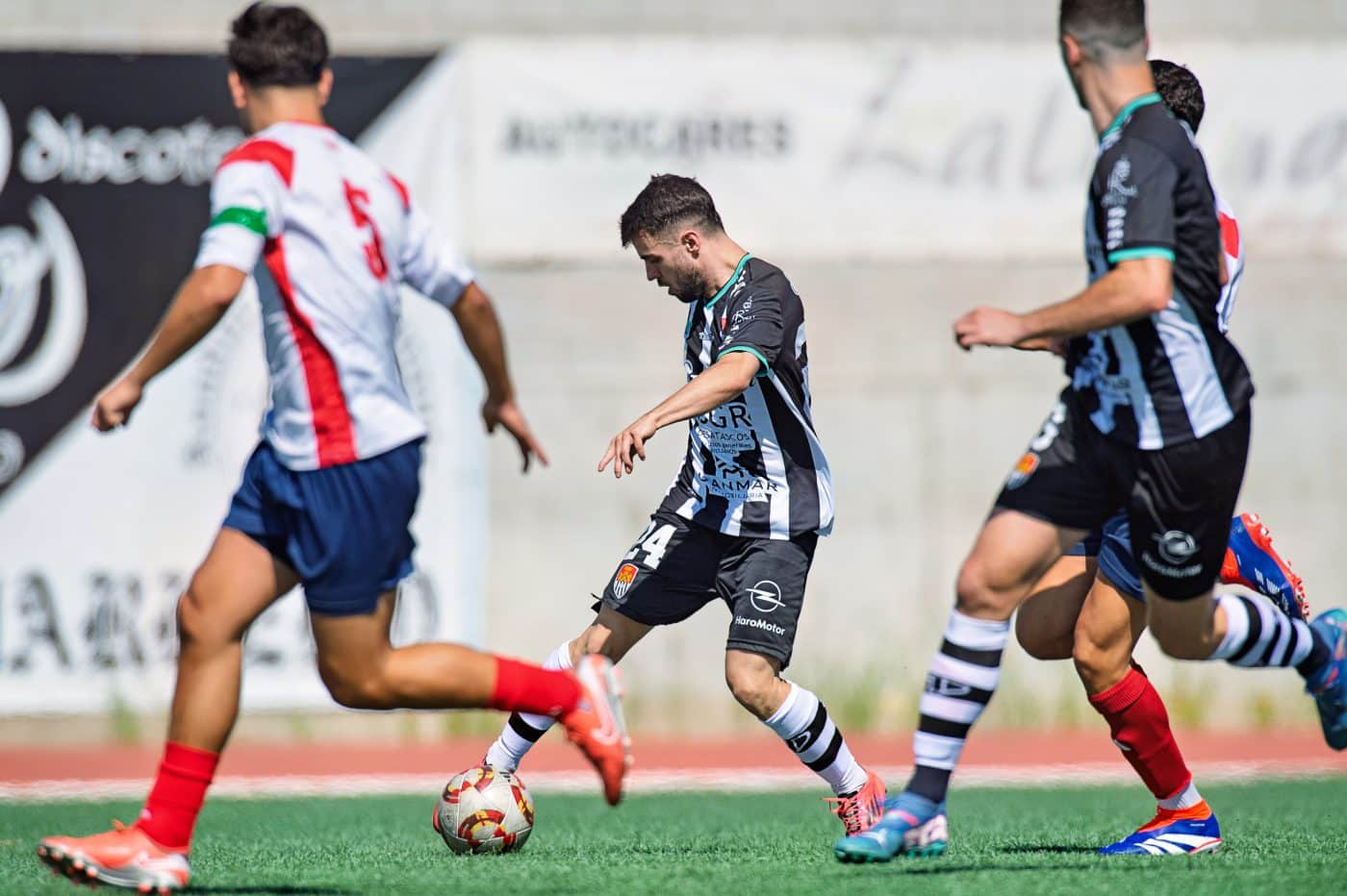 Triunfo del Haro ante el Betoño en el primer test de pretemporada 6 Triunfo del Haro ante el Betoño en el primer test de pretemporada 6