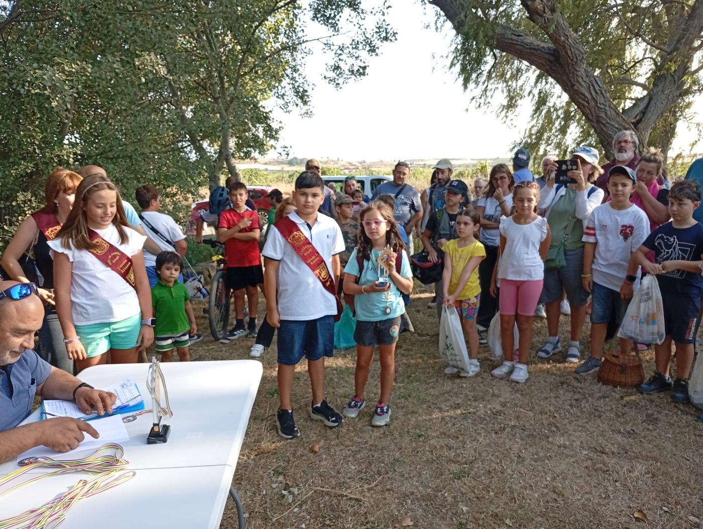 Dieciséis jóvenes participan en la primera jornada del concurso infantil de pesca en Haro 1 Dieciséis jóvenes participan en la primera jornada del concurso infantil de pesca en Haro 1