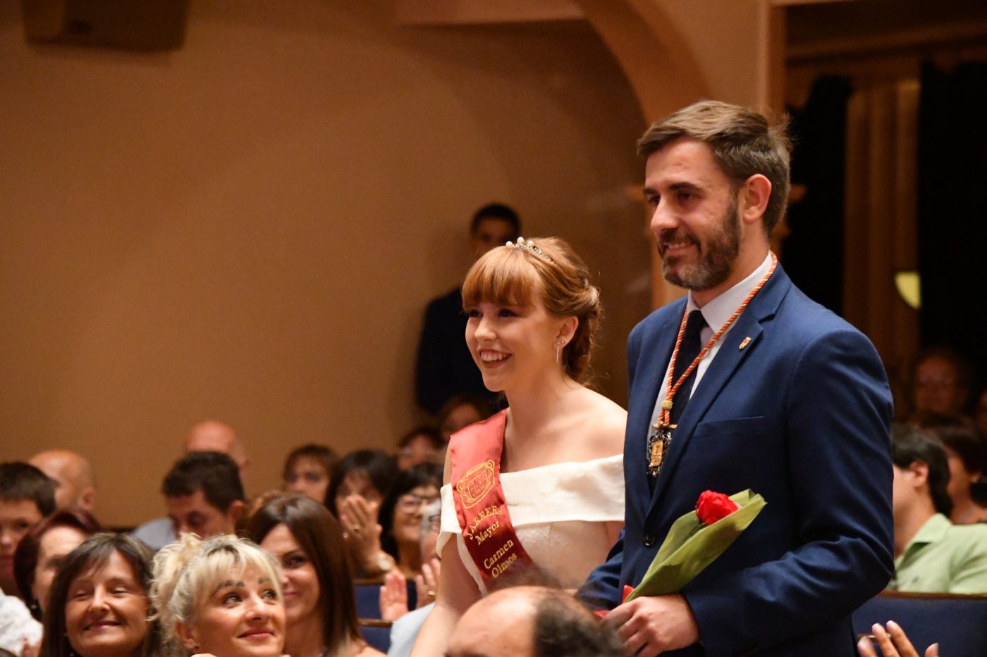 "Aunque mi trabajo me lleva a mirar las estrellas, mi órbita vital nunca se ha separado de Haro" 22