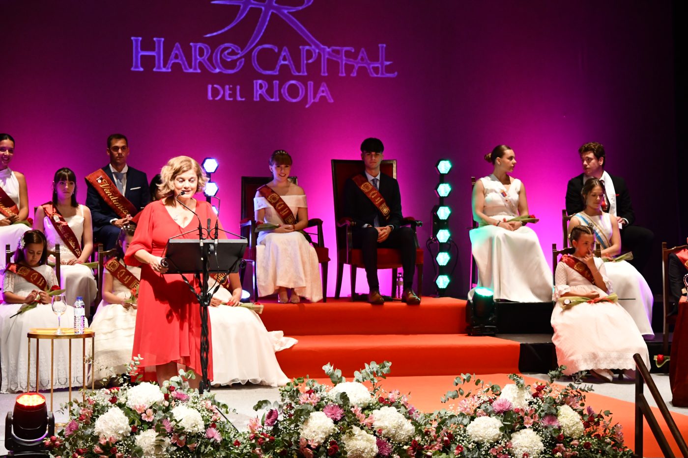 "Aunque mi trabajo me lleva a mirar las estrellas, mi órbita vital nunca se ha separado de Haro" 17