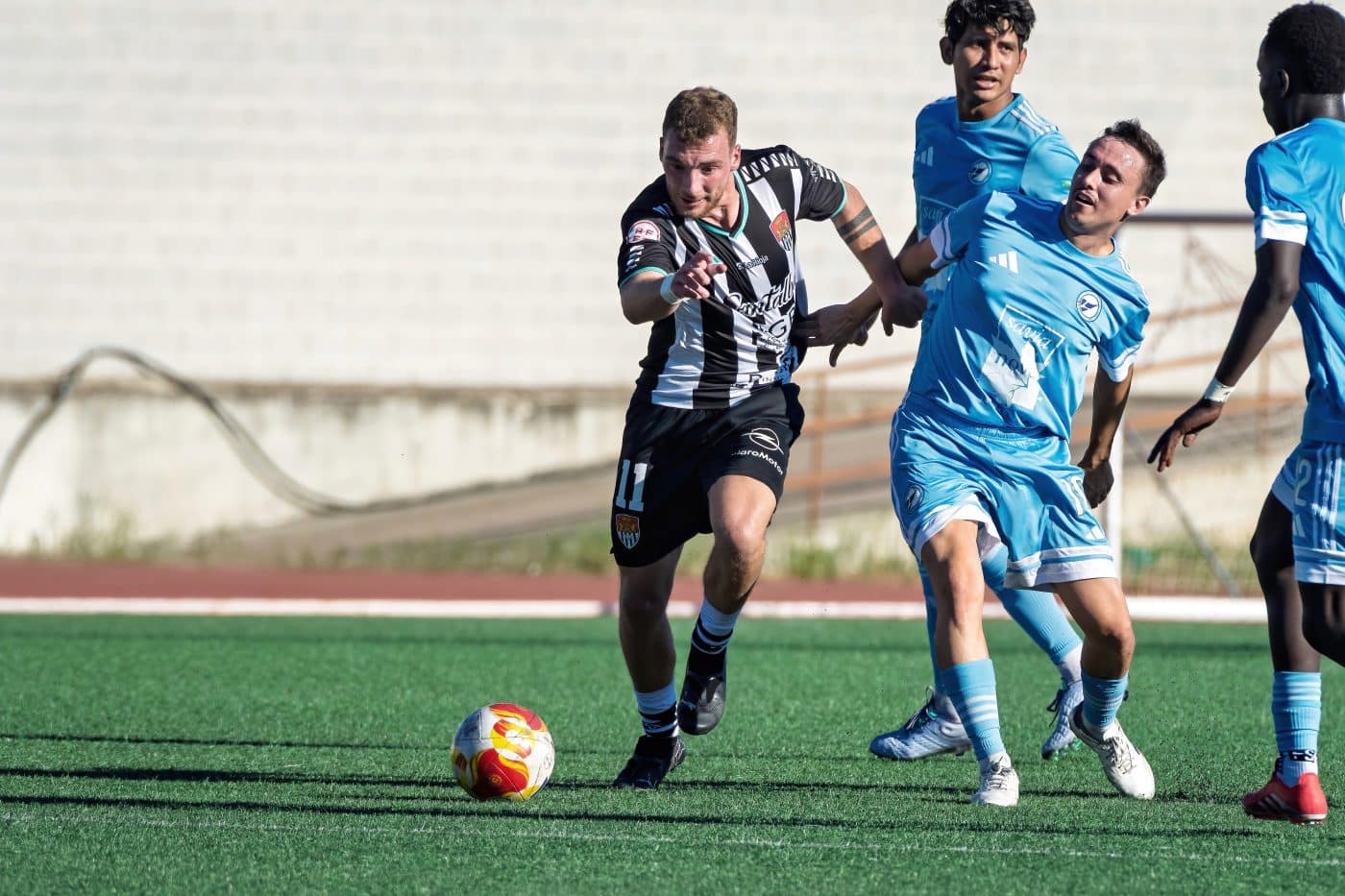 El Haro golea en su debut en el Luis de la Fuente 10 El Haro golea en su debut en el Luis de la Fuente 10